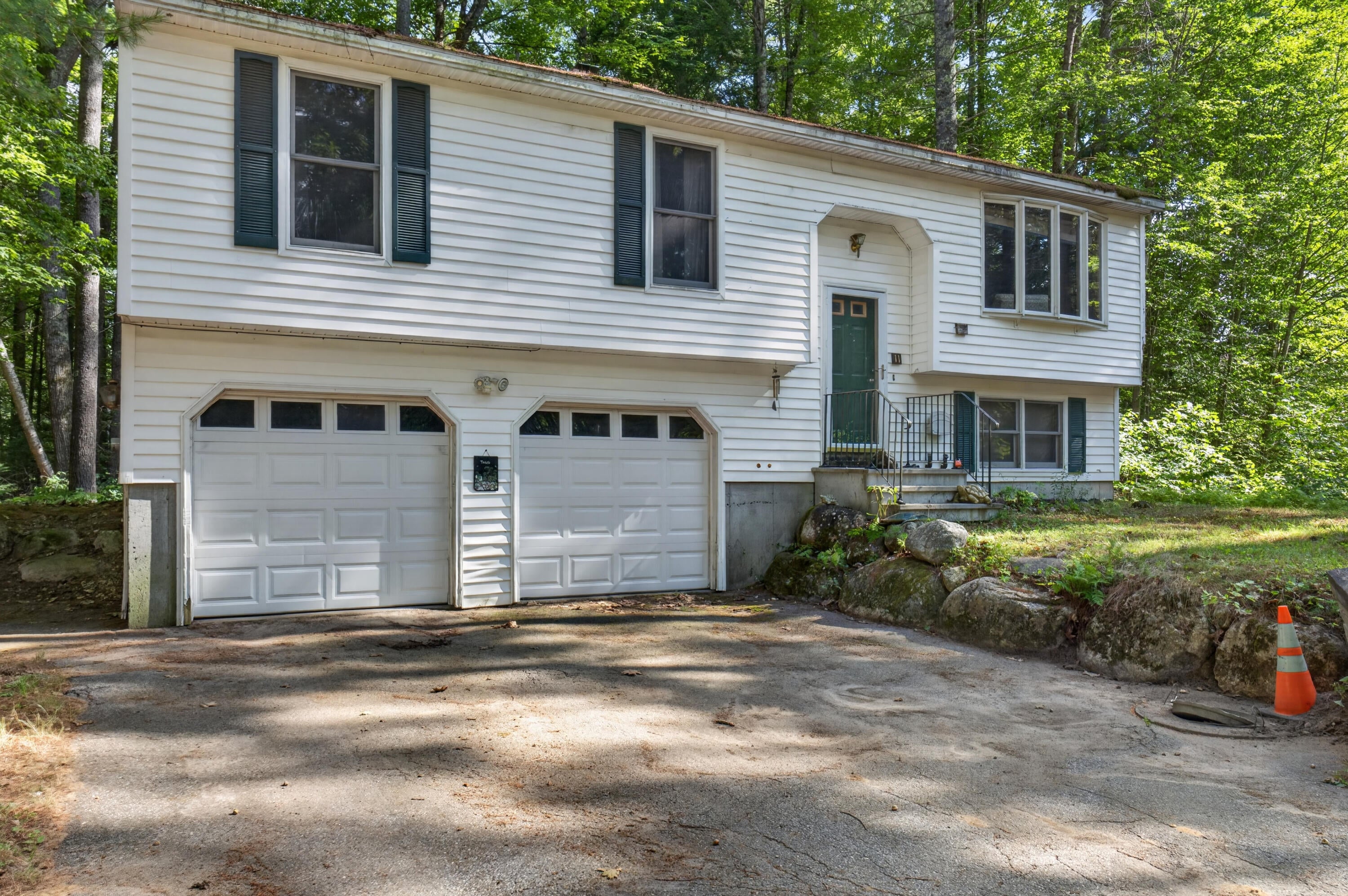 11 Split Oak Circle