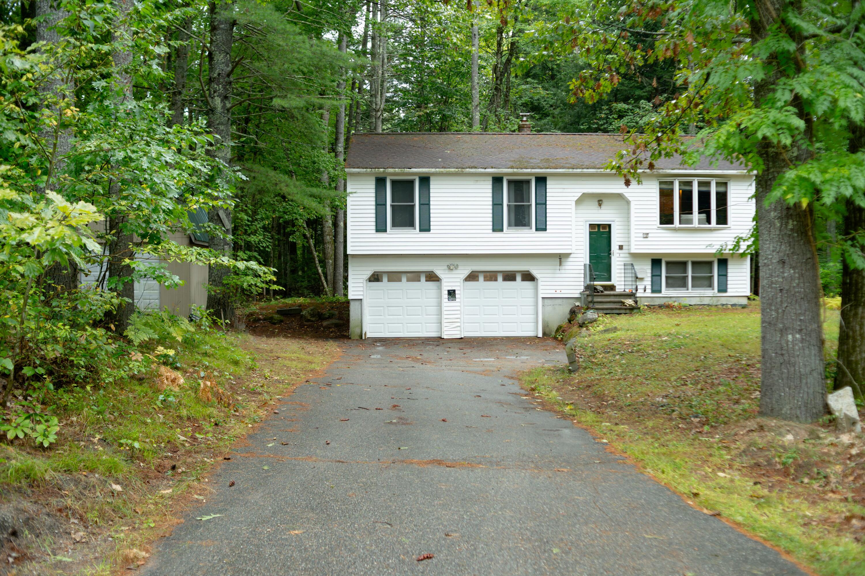 11 Split Oak Circle