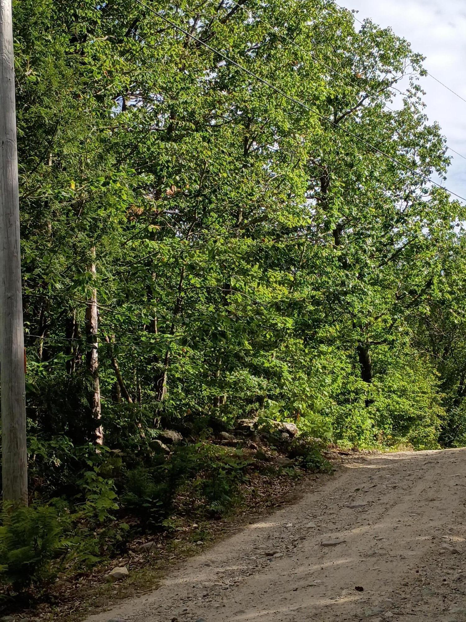 R13/038 Weeks Road