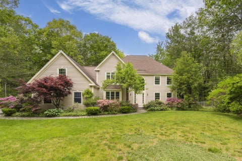Photo of 14 Summit Terrace, Falmouth, ME 04105 (MLS # 1666424)