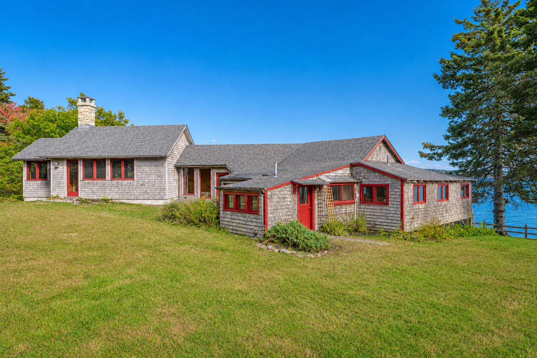 32 Lichen Lane