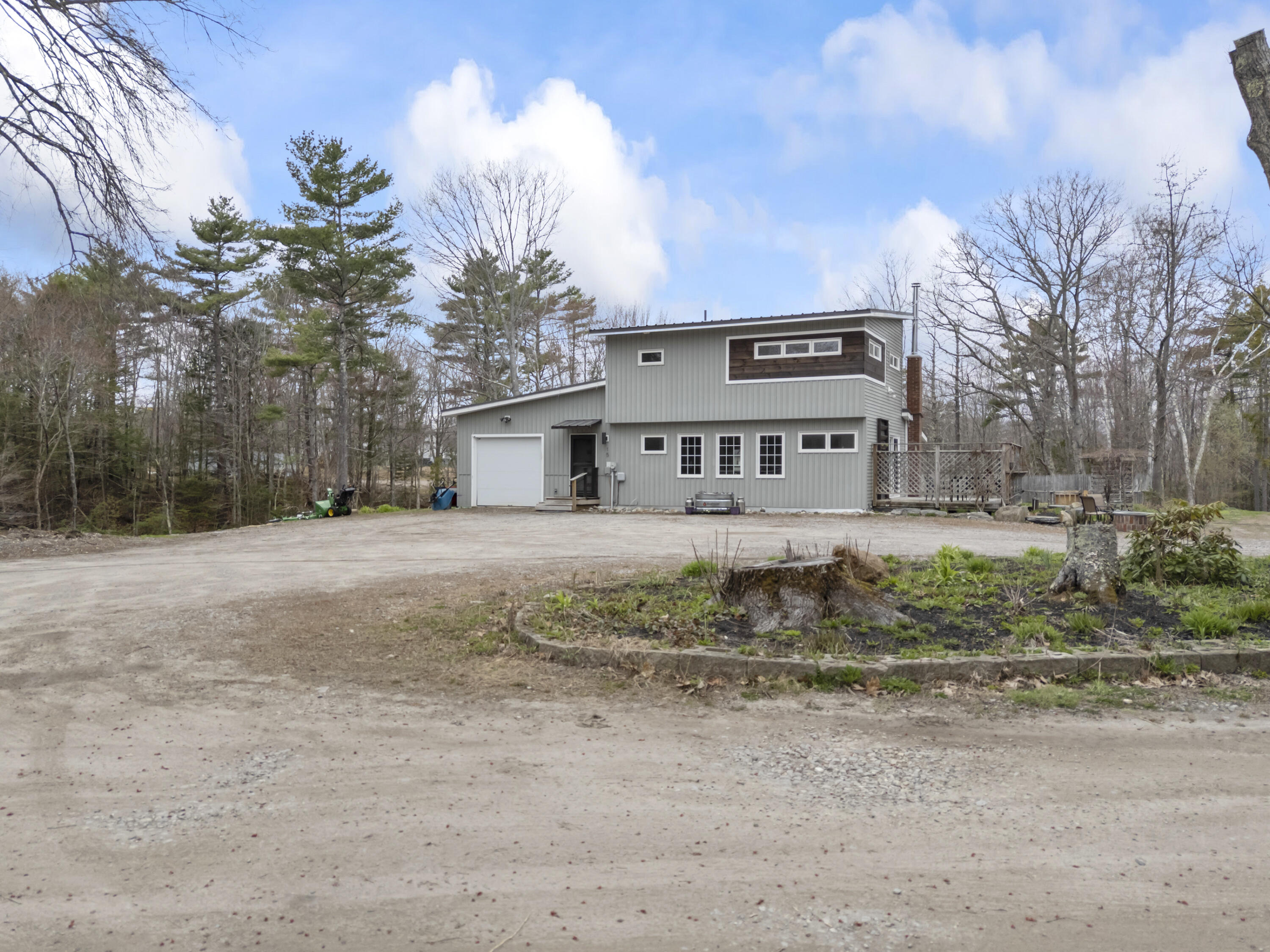 15 Dolloff Drive