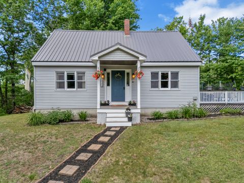 Photo of 30 Reservoir Road, Paris, ME 04281 (MLS # 1666783)