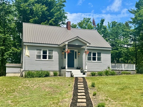 Photo of 30 Reservoir Road, Paris, ME 04281 (MLS # 1666783)