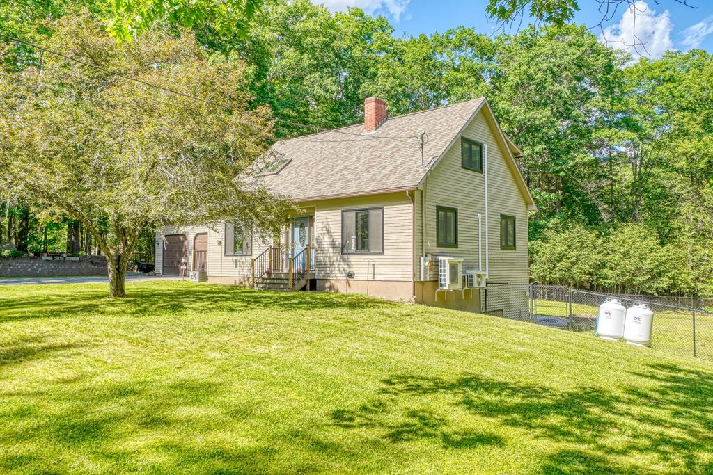 Photo of 2041 Summerhaven Road, Sidney, ME 04330 (MLS # 1668329)