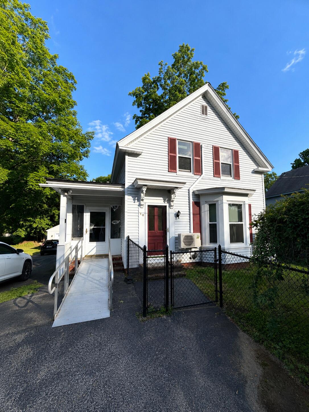10 Varney Street