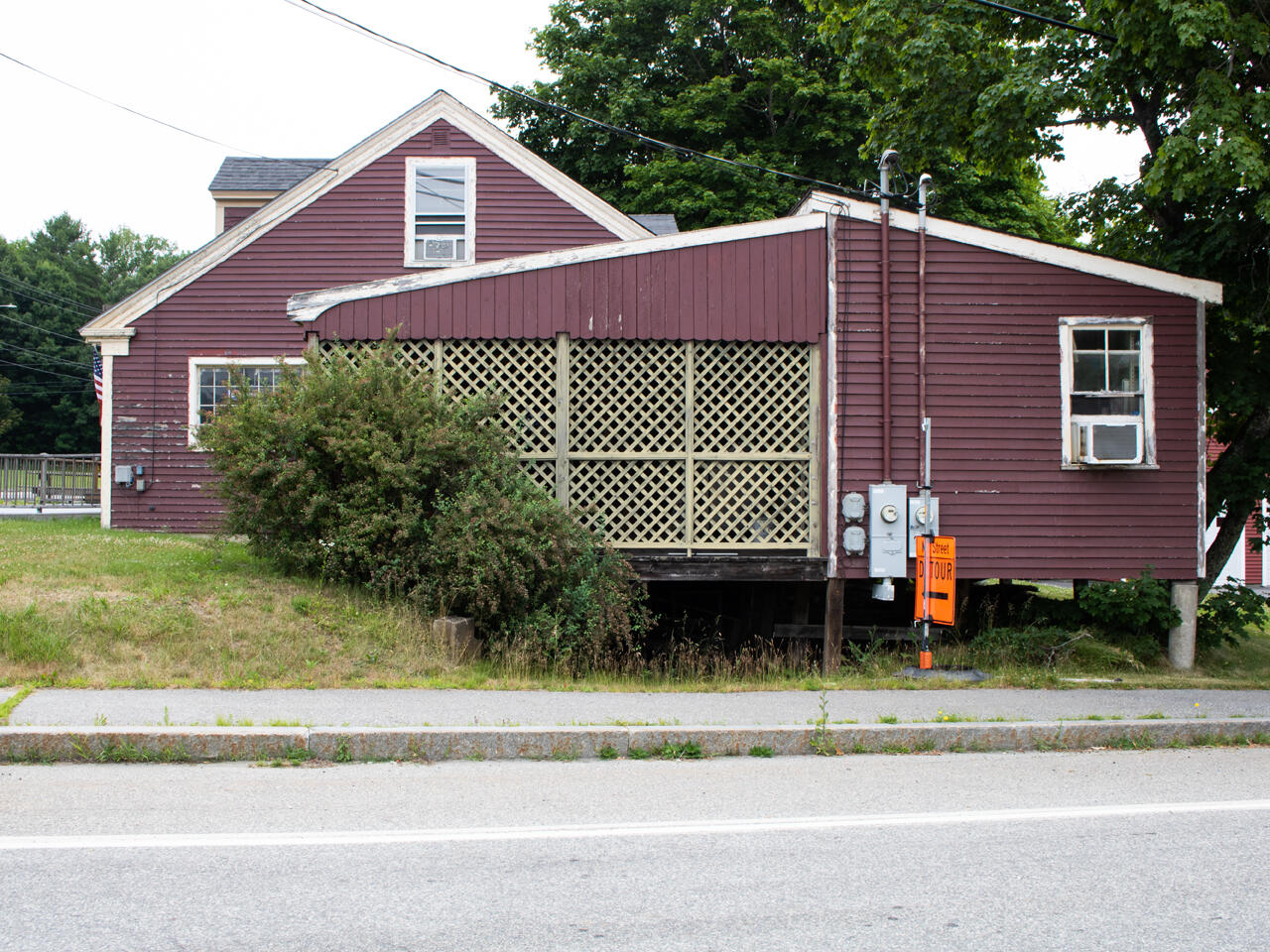 1587 Atlantic Highway