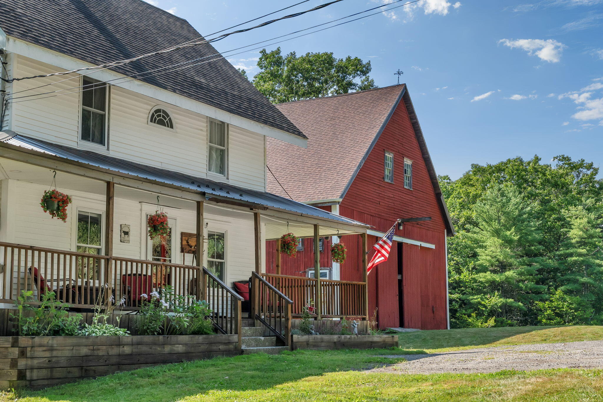 199 Pinewoods Road