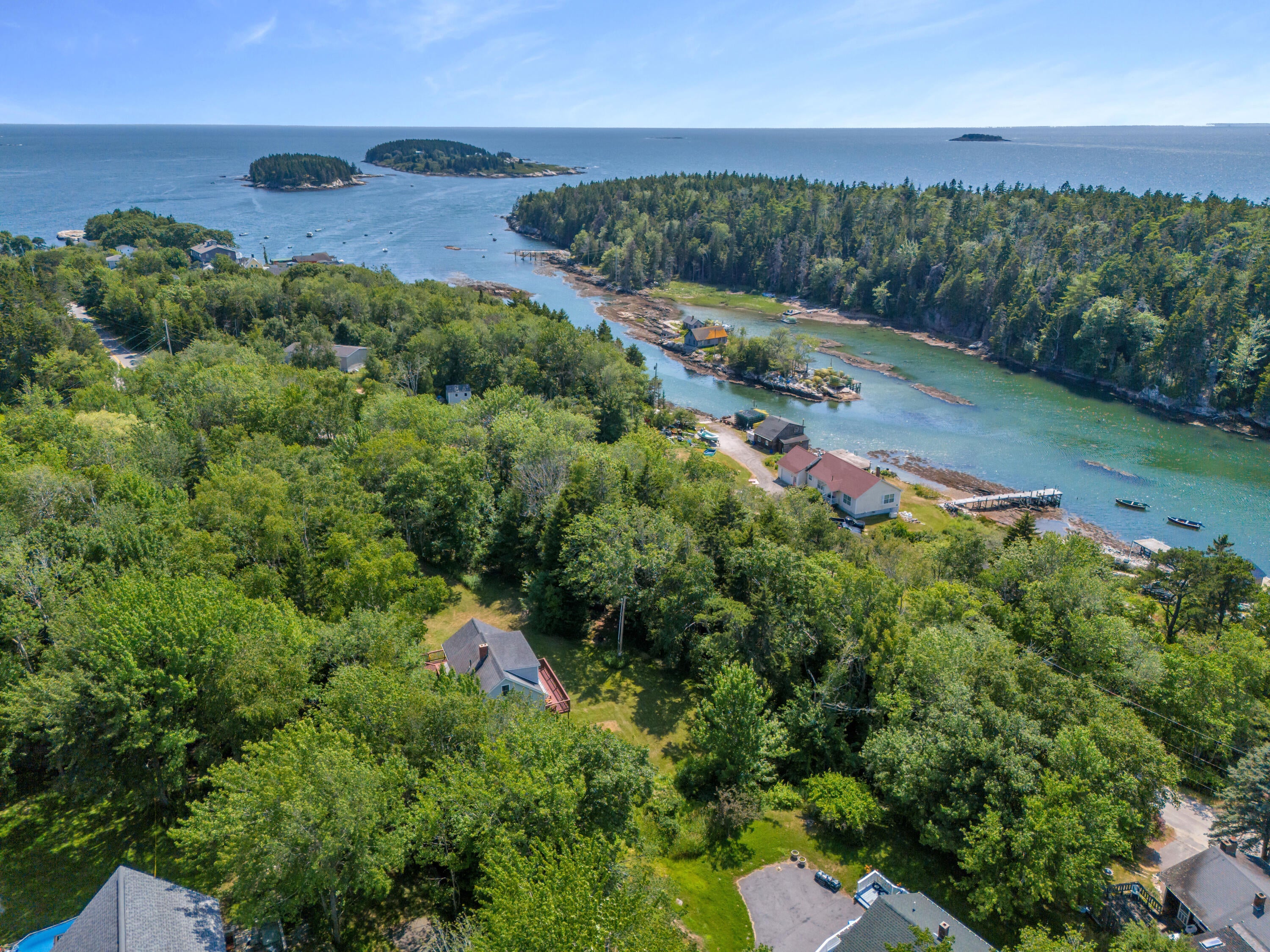 8 Harbor View