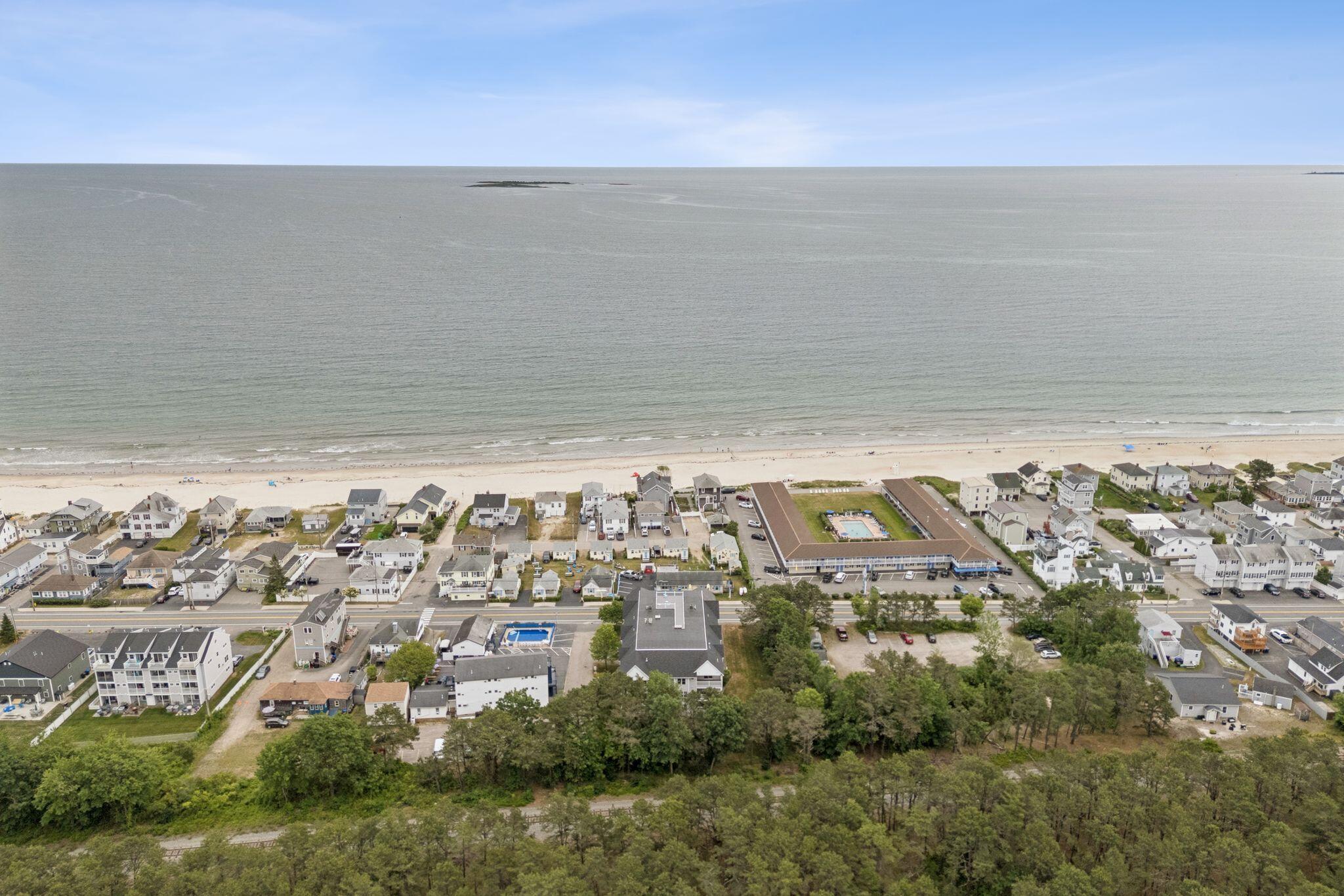 170 E Grand Avenue 8
