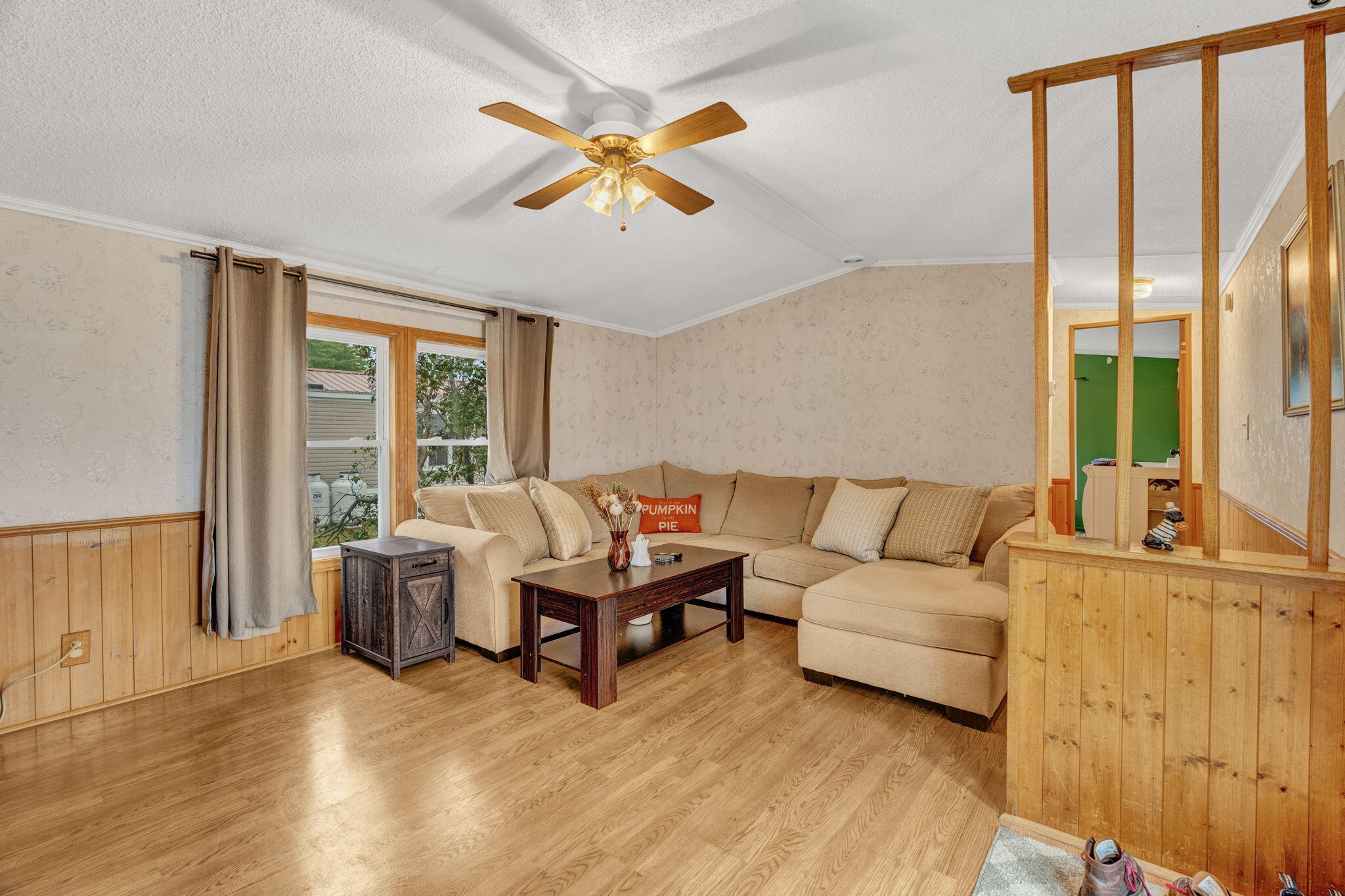 12 Elwell Lane