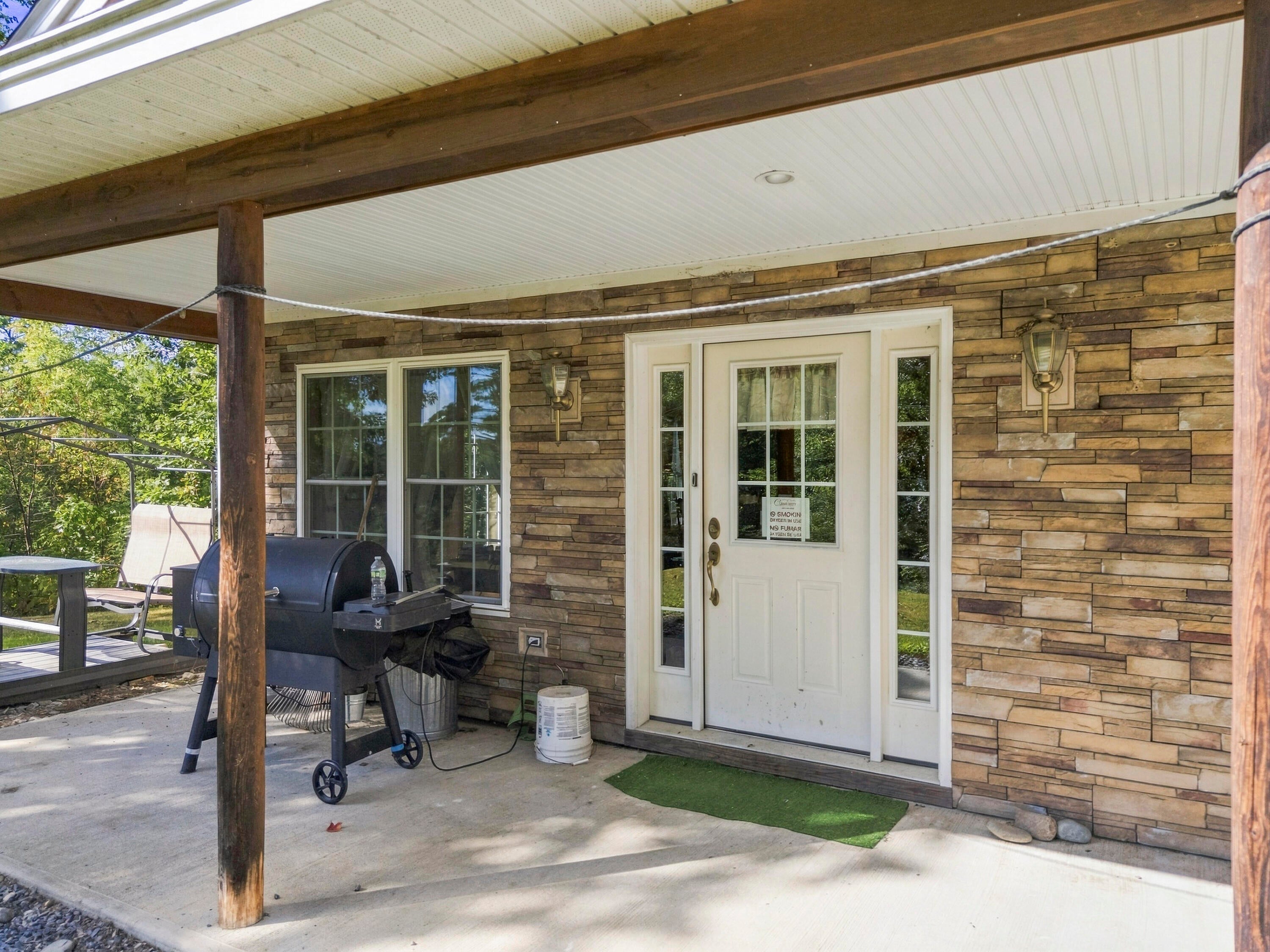 401 Sandy River Road