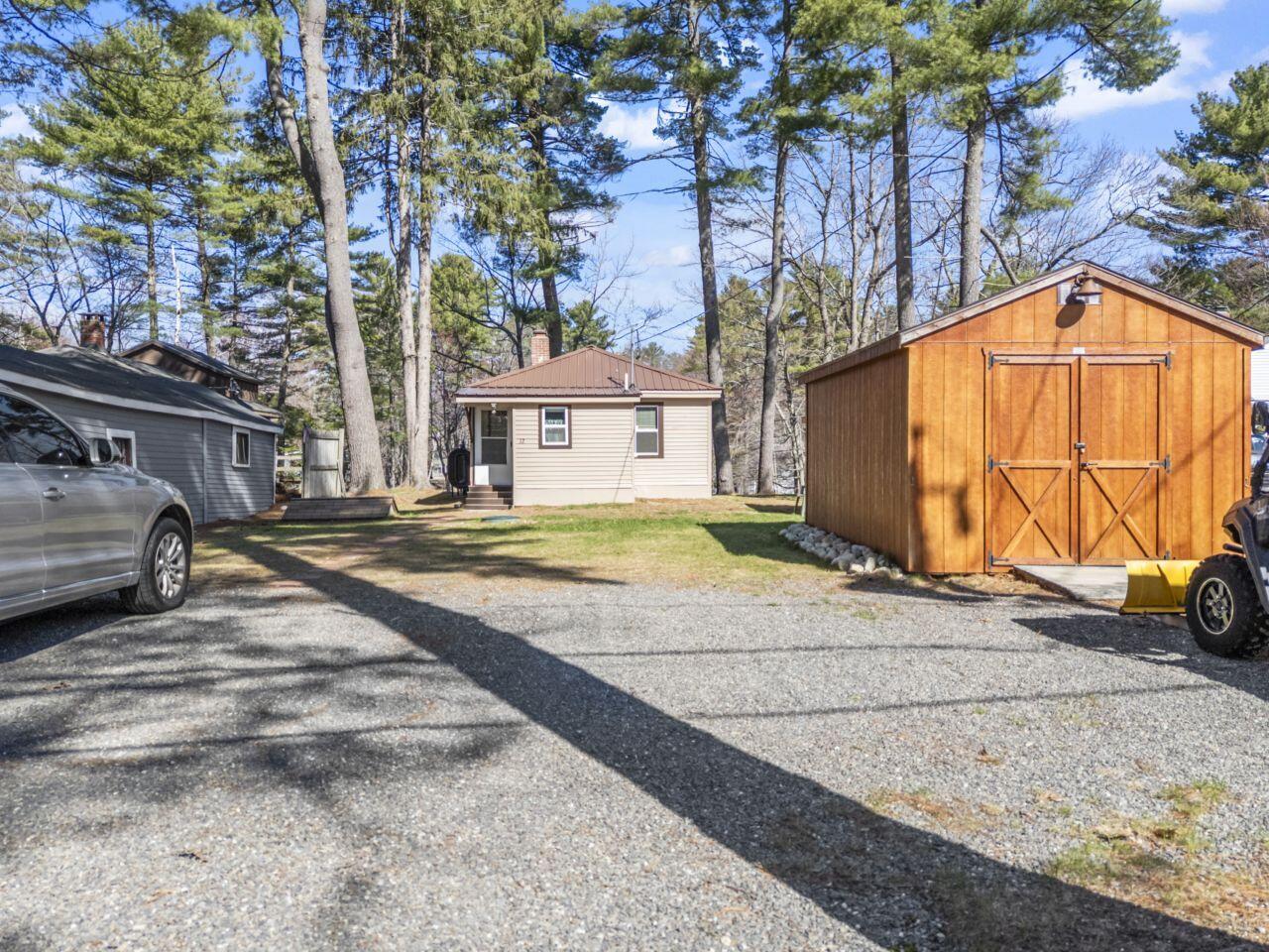 12 Shore Road