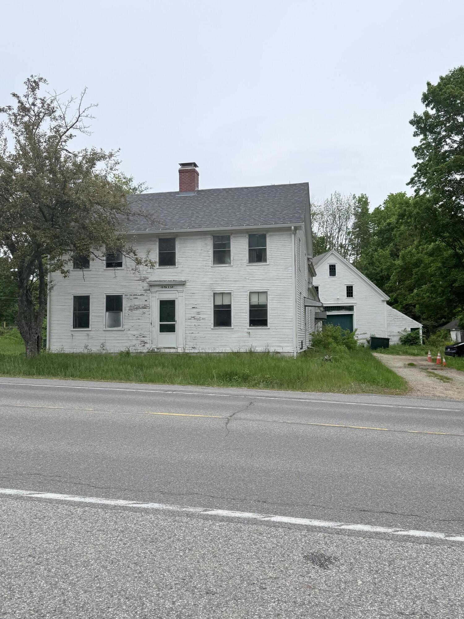 190 Ossipee Trail E