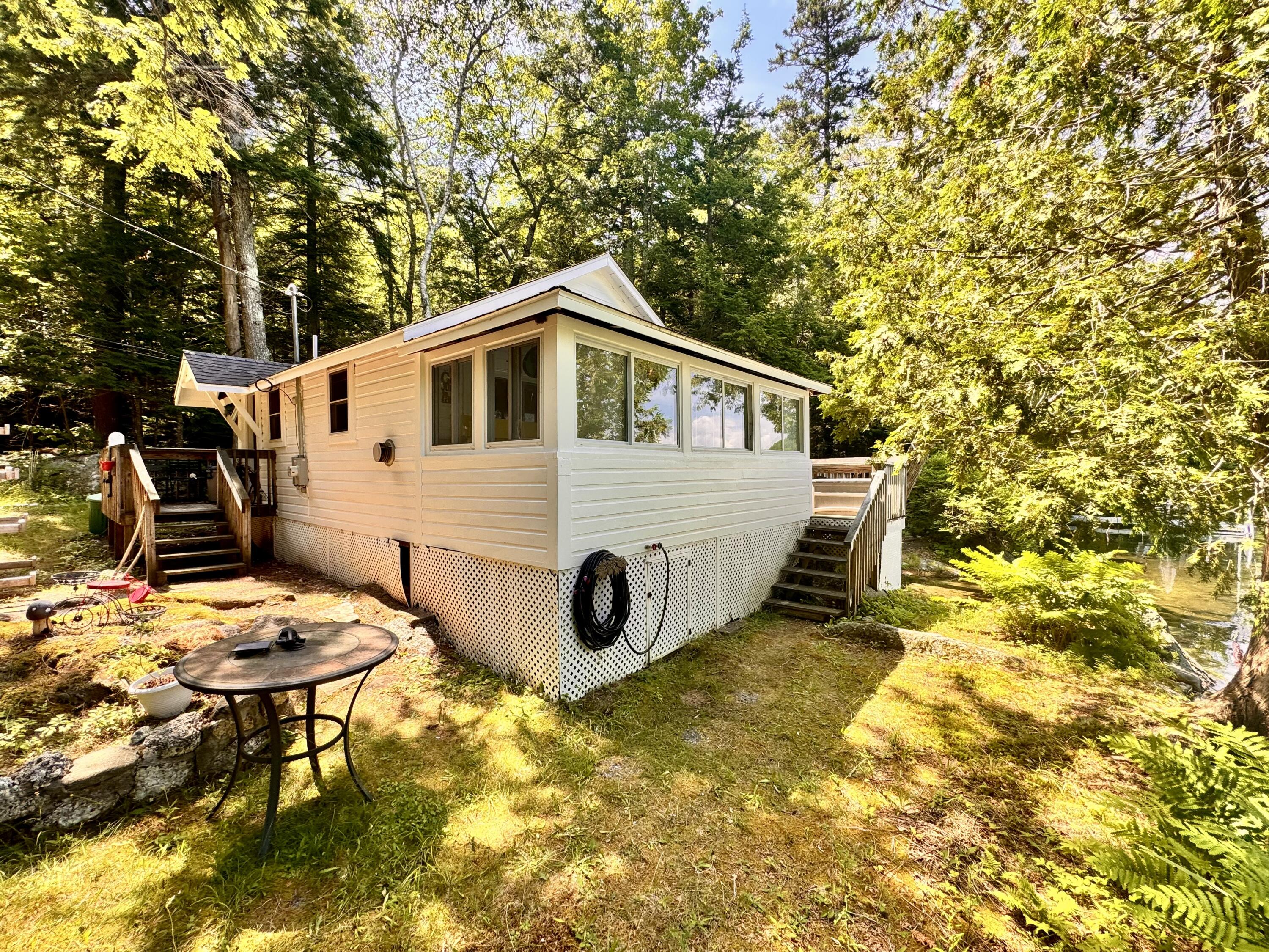 64 Hummingbird Circle