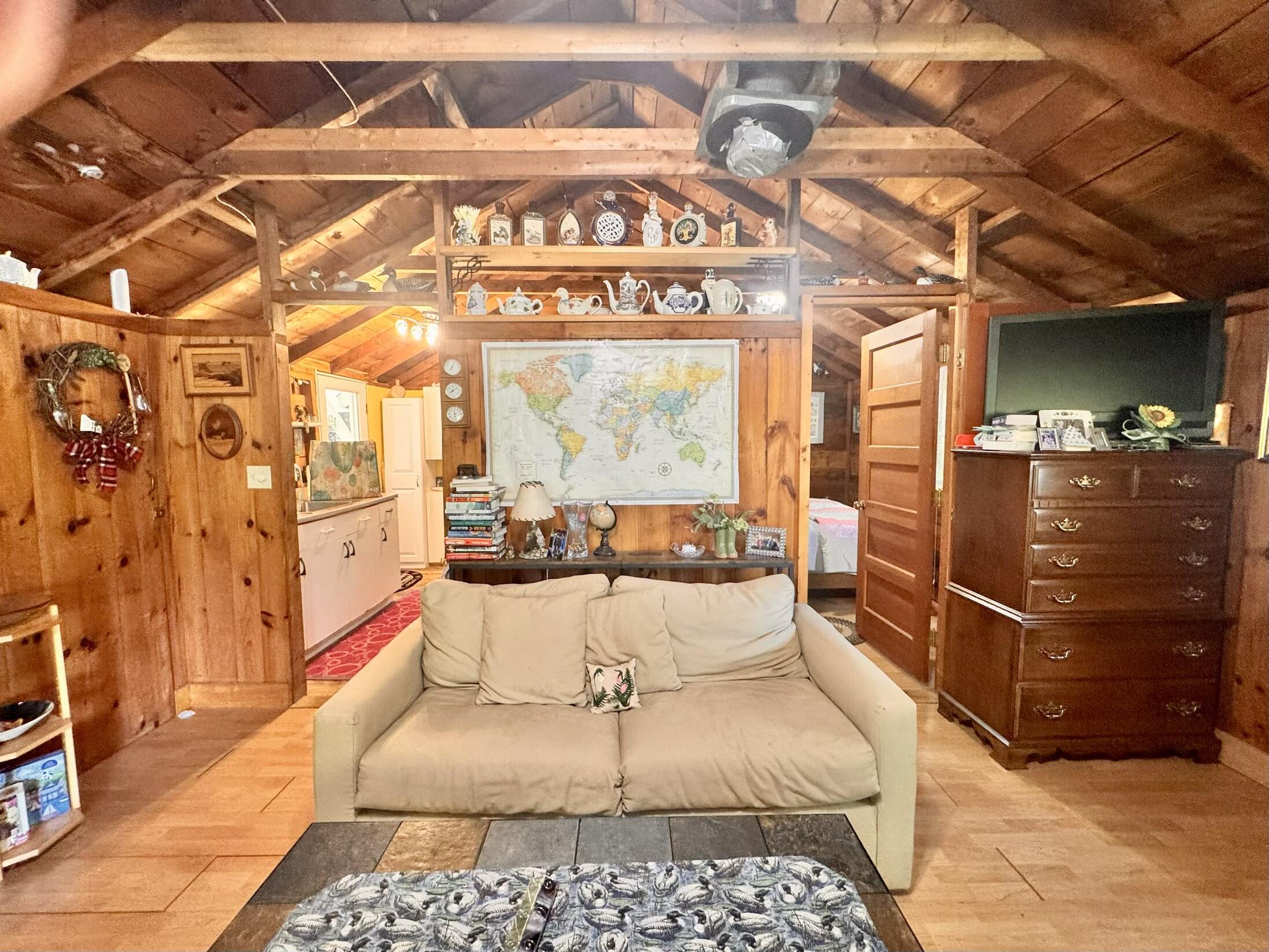 64 Hummingbird Circle
