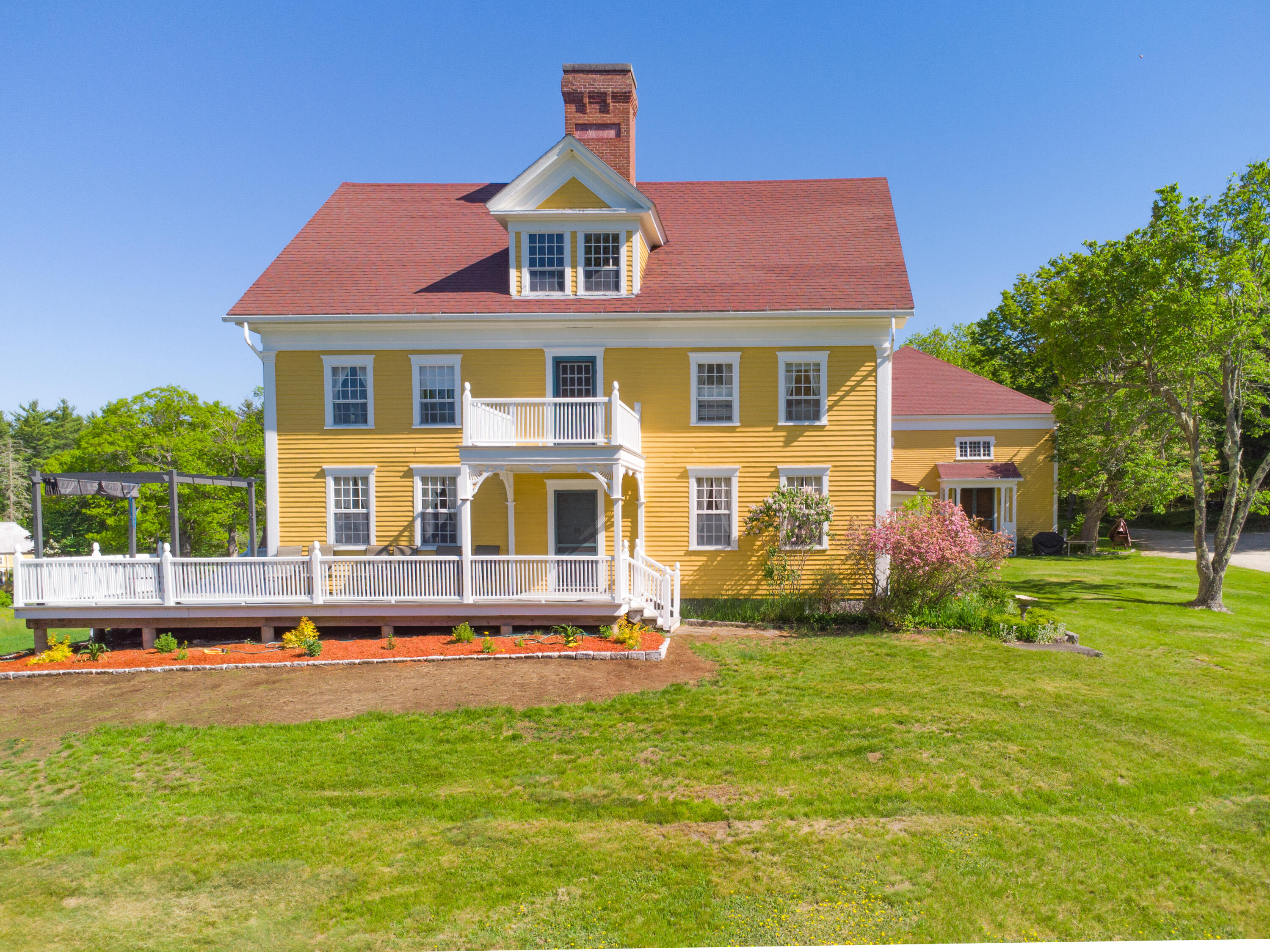 10 South Arm Road