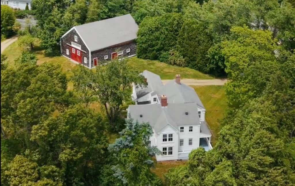 Photo of 1 River Road, Kennebunkport, ME 04046 (MLS # 1668711)