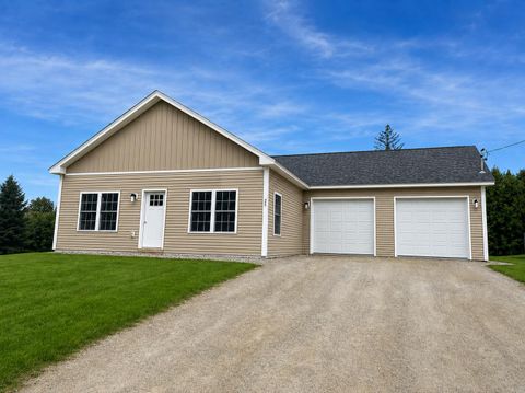 Photo of 6 Tyler Avenue, Greene, ME 04236 (MLS # 1669530)