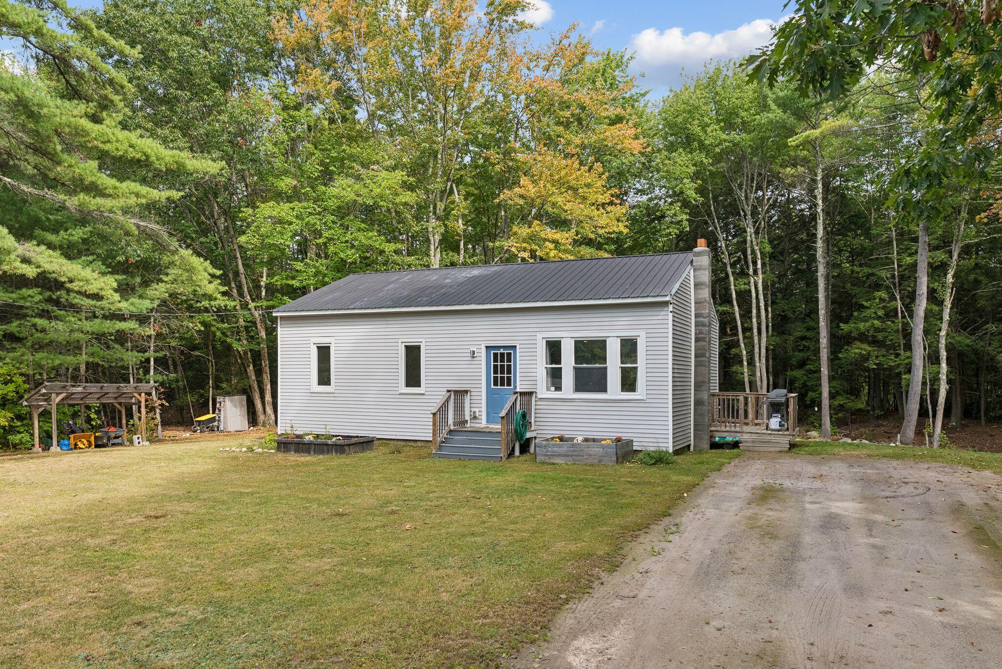 27 Whitney Road