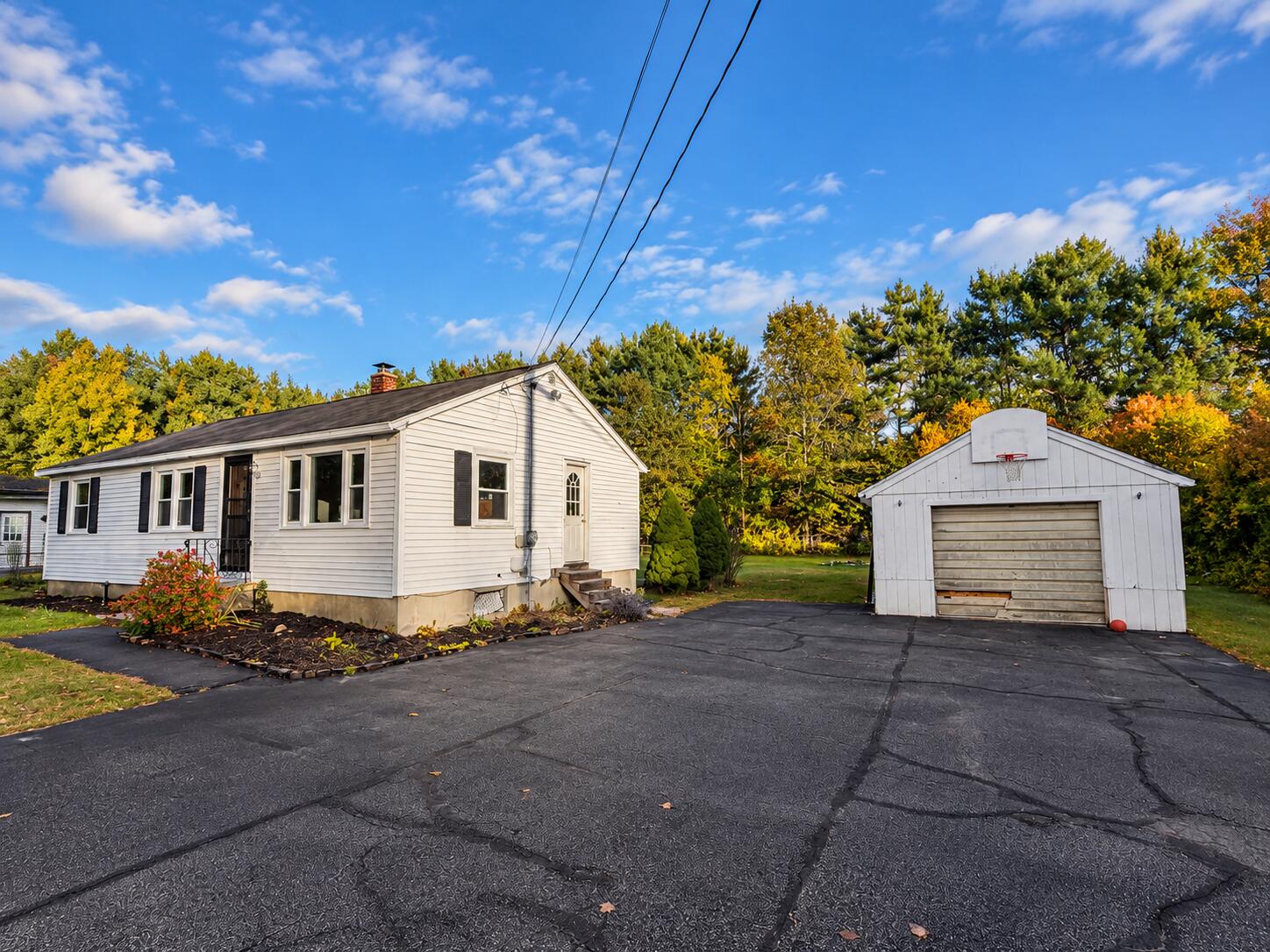 967 River Road