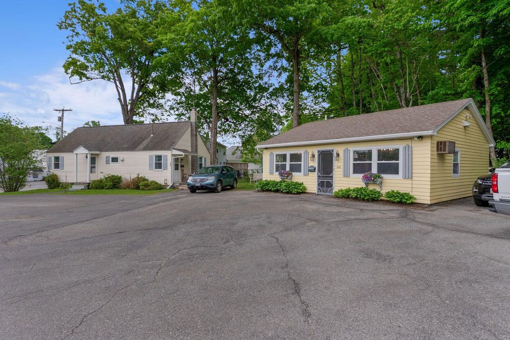 Photo of 664 Maine Avenue, Farmingdale, ME 04344 (MLS # 1665004)