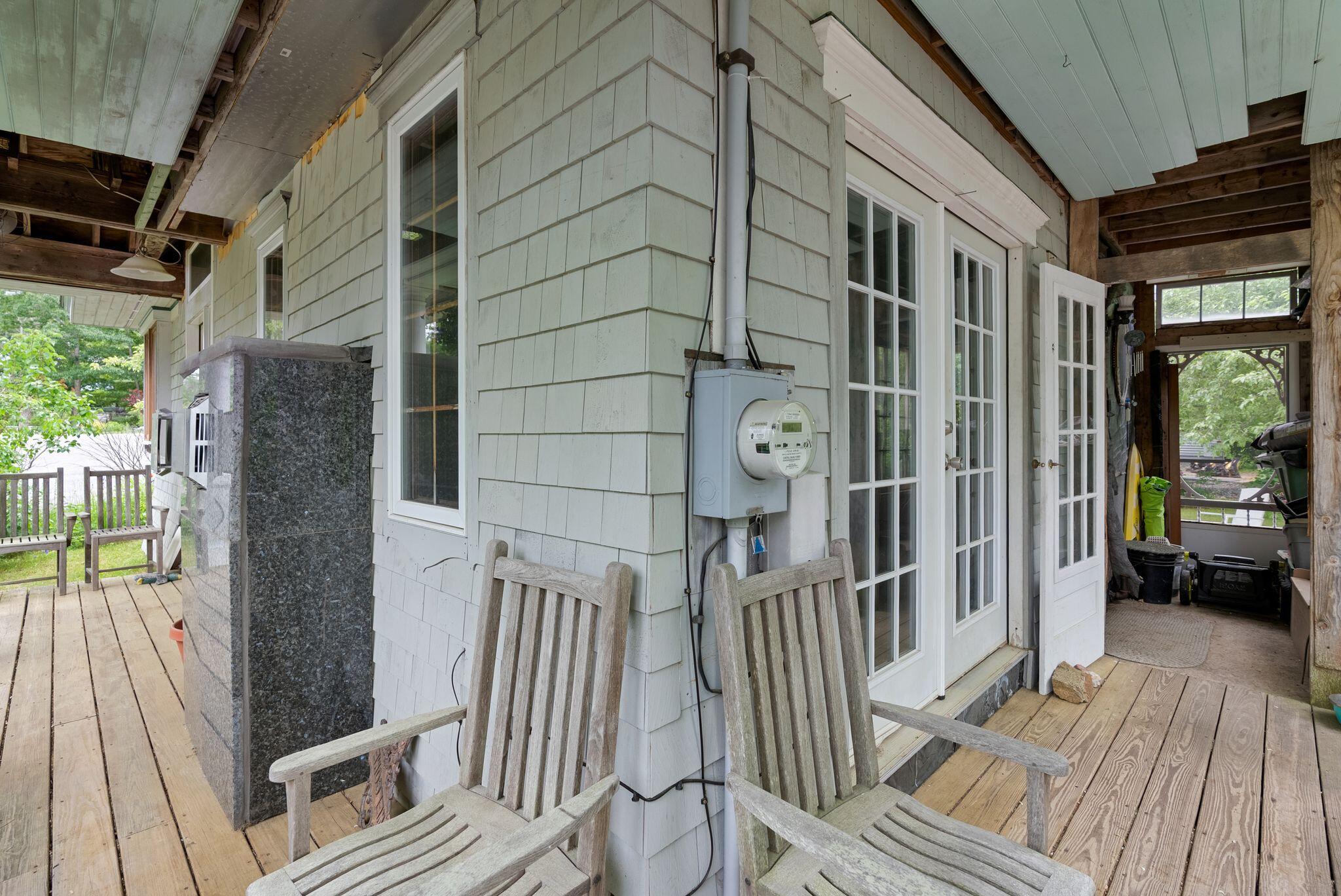 85 Old Port Road