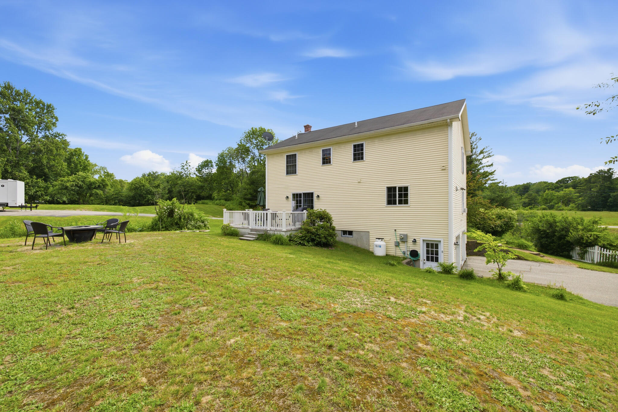 80 River Road