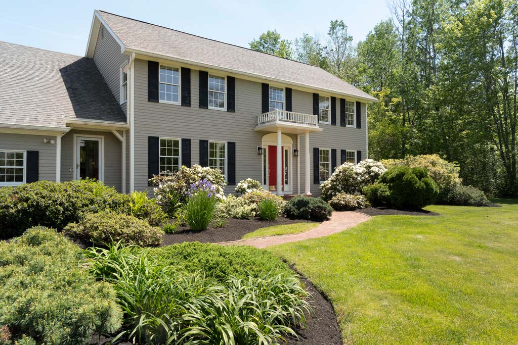 Photo of 9 Birkdale Road, Falmouth, ME 04105 (MLS # 1666232)