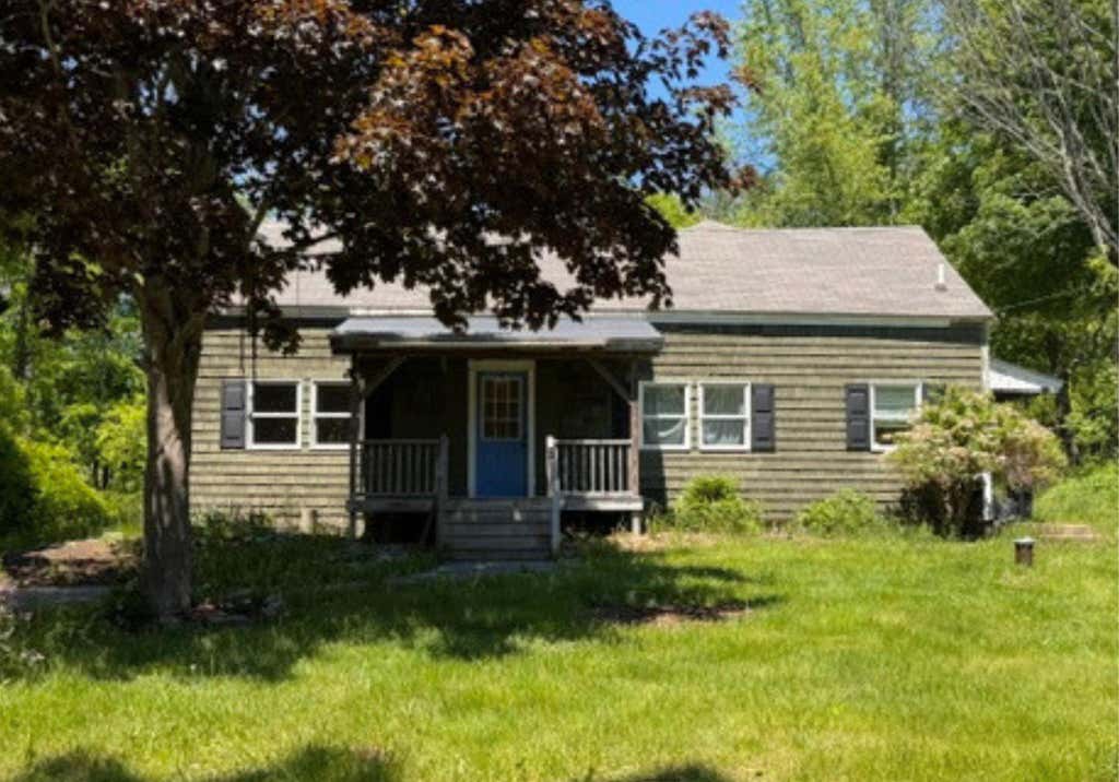 Photo of 72 Beaver Hill Road, Sanford, ME 04083 (MLS # 1665510)