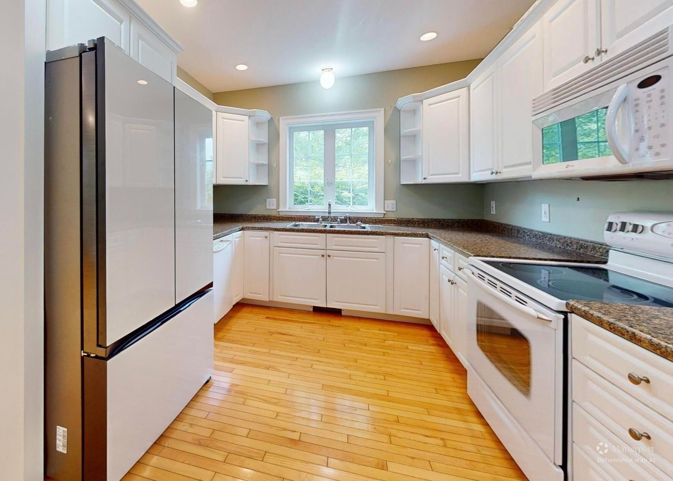 30 Schooner Drive