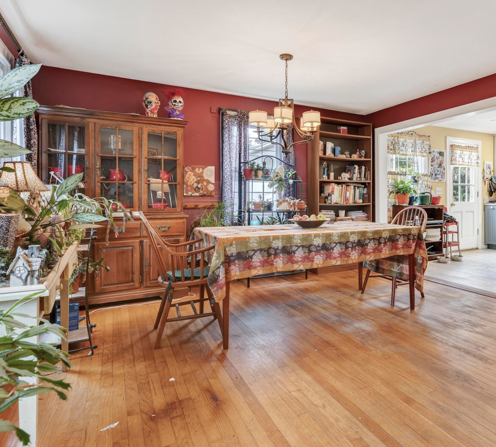 109 Monroe Avenue