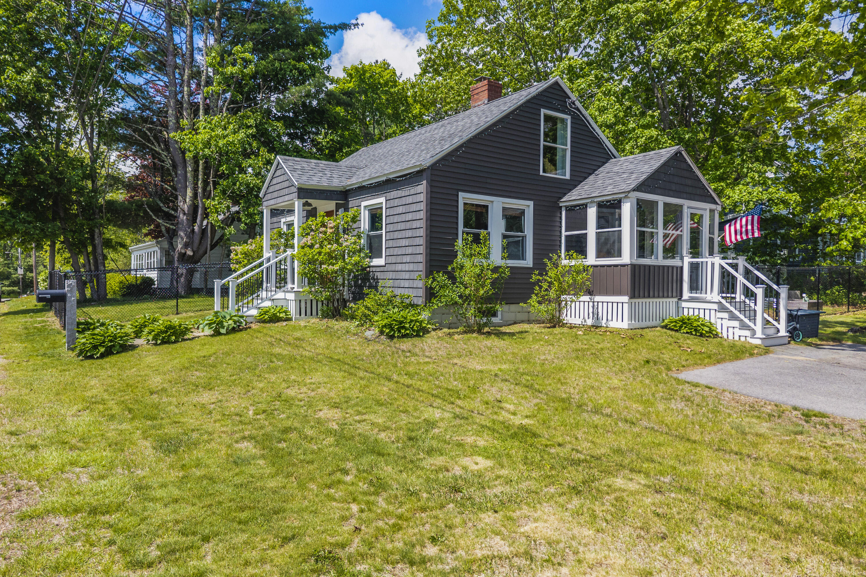 8 Somerset Avenue