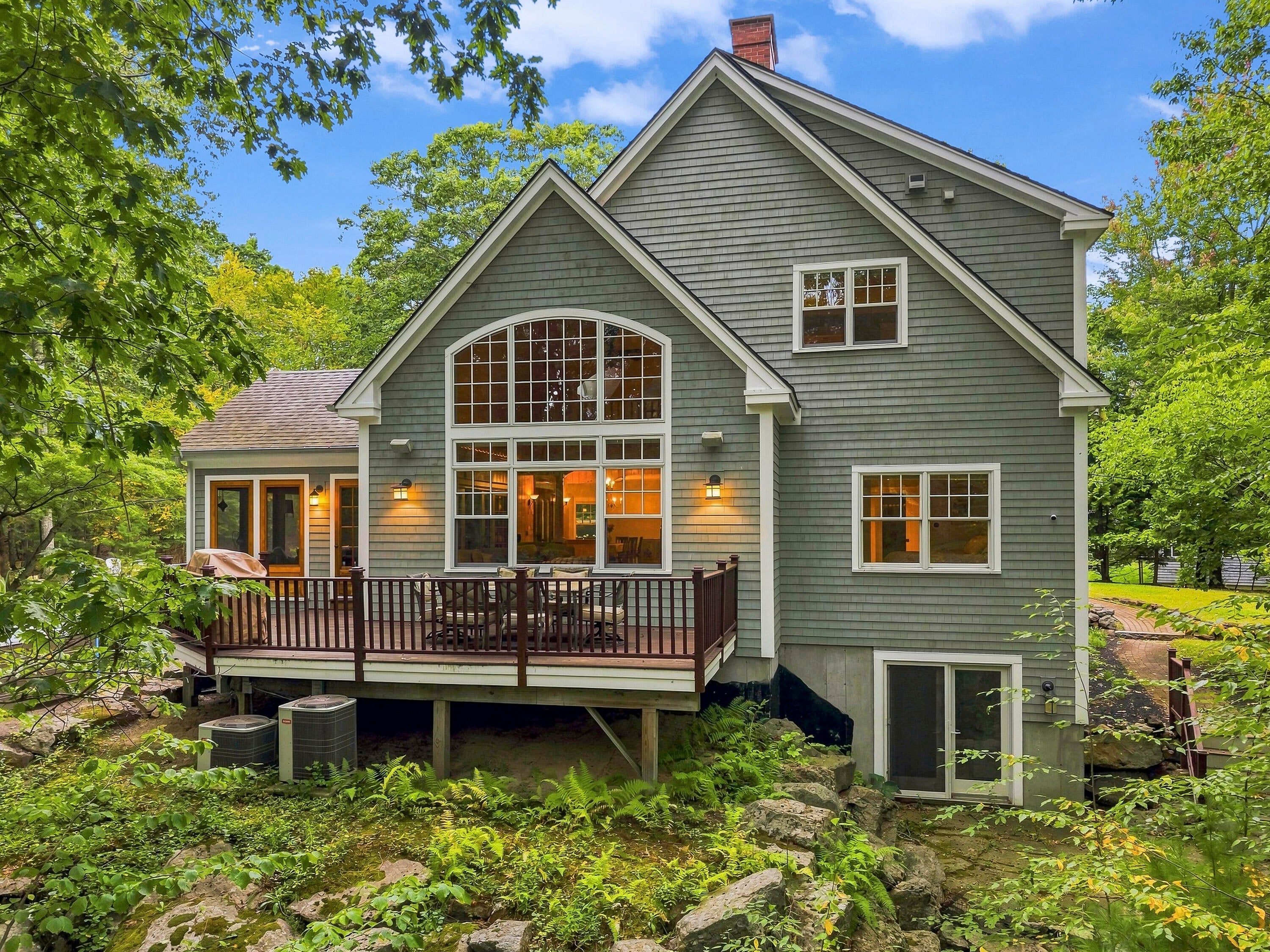 33 Stoneybrook Drive