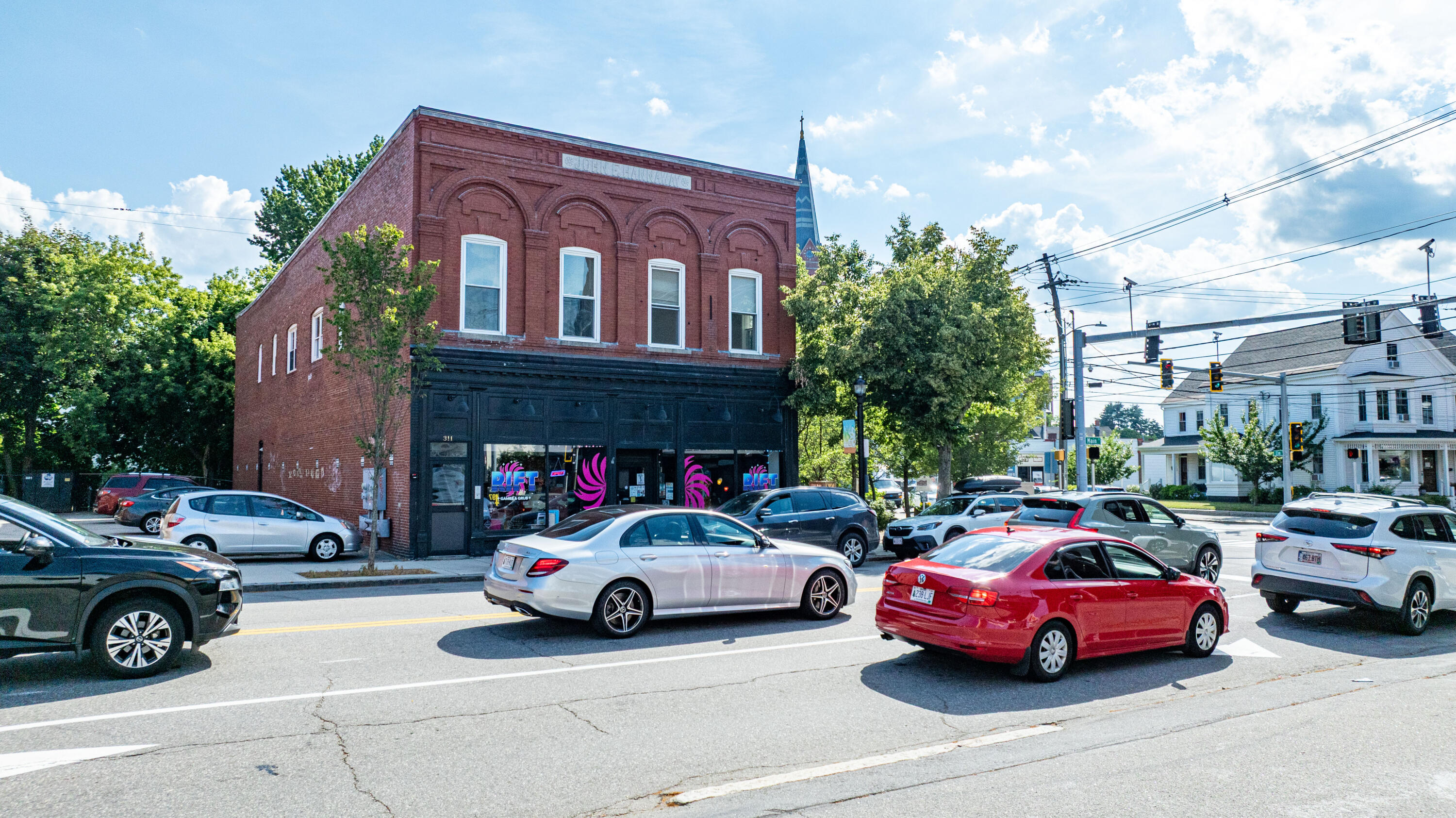 311 Main Street