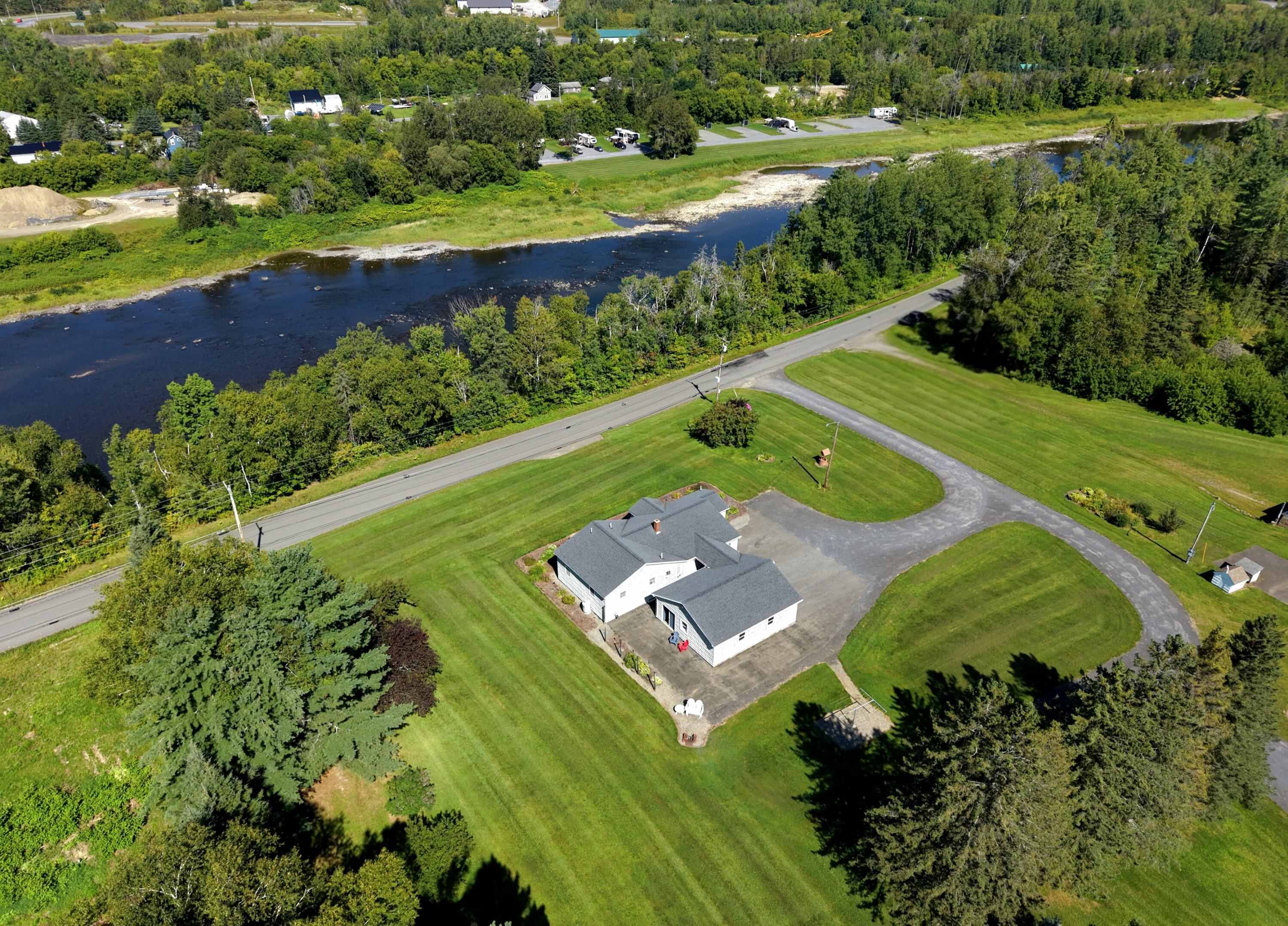 185 River Road