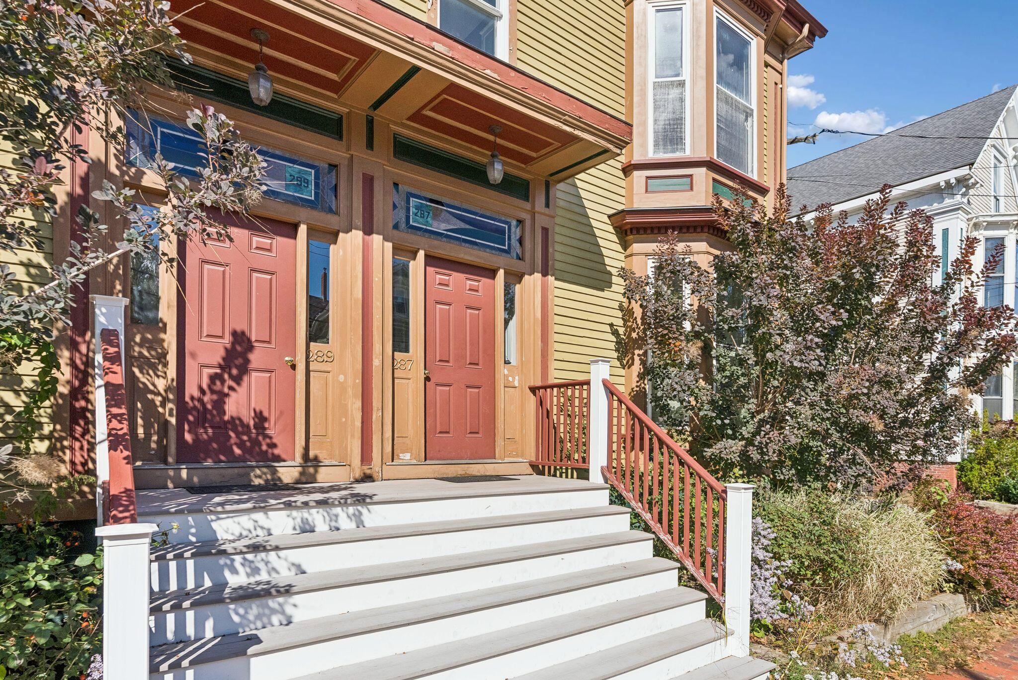 287 Spring Street 7