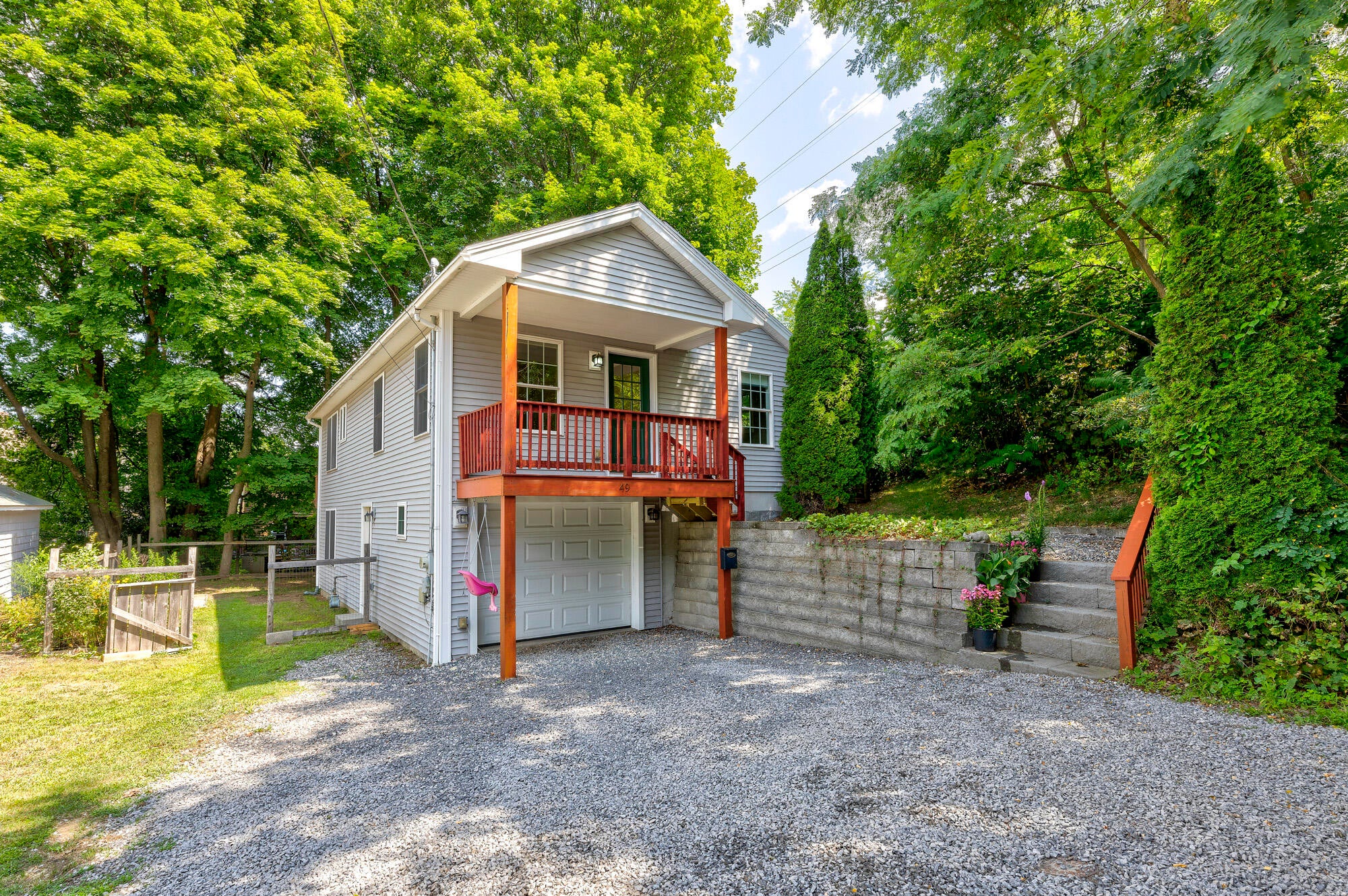 49 Oakdale Avenue