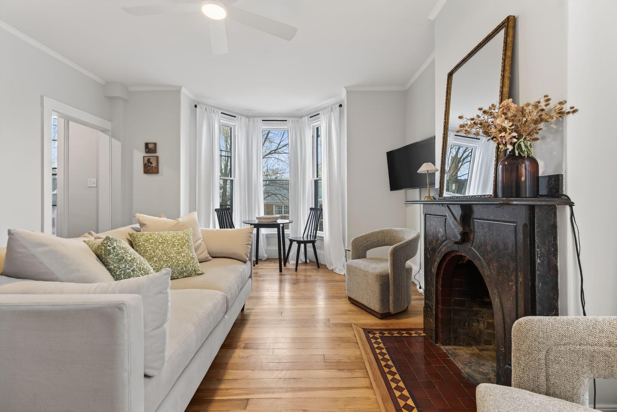 138 Pine Street 3