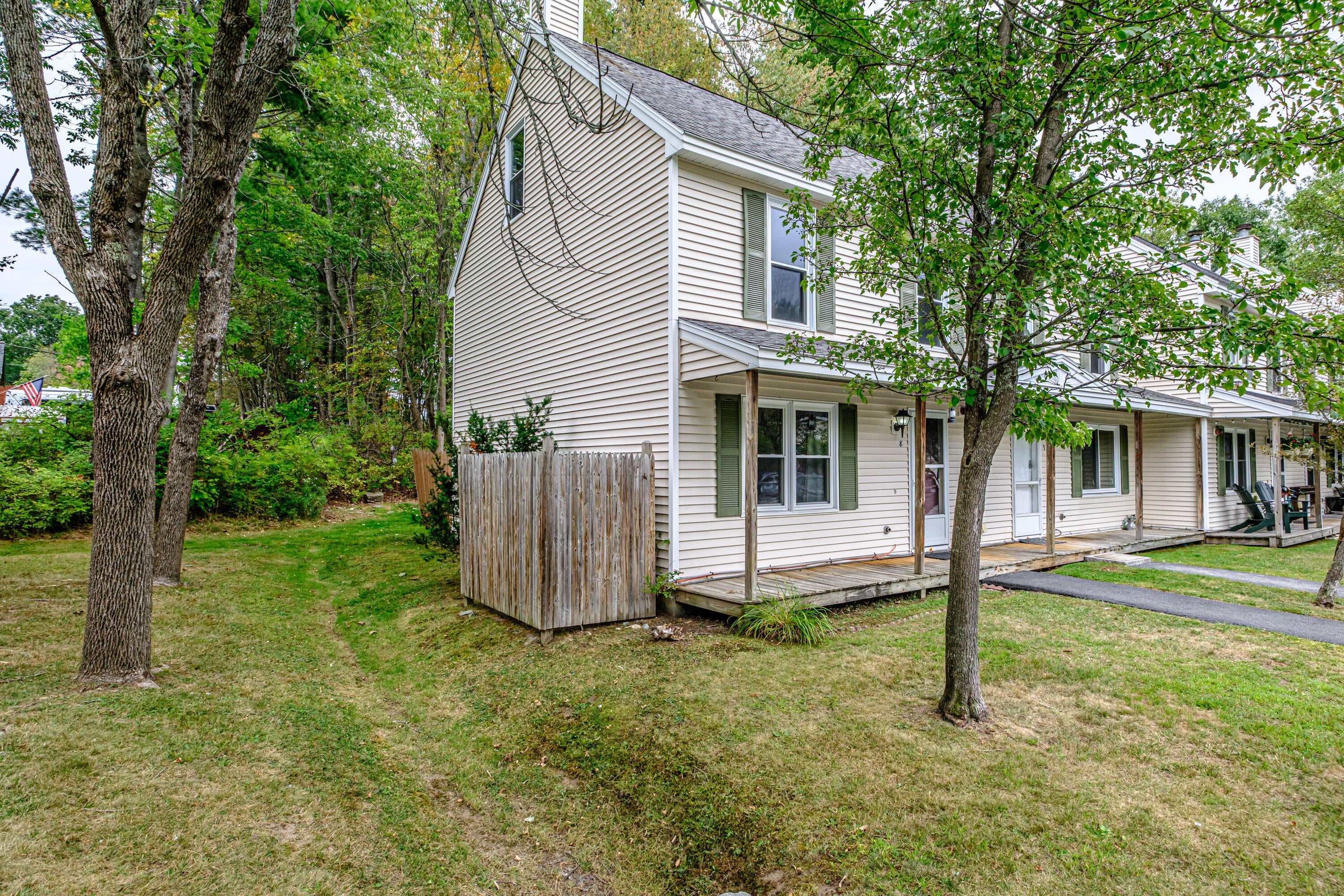 8 Pine Hill Drive 8