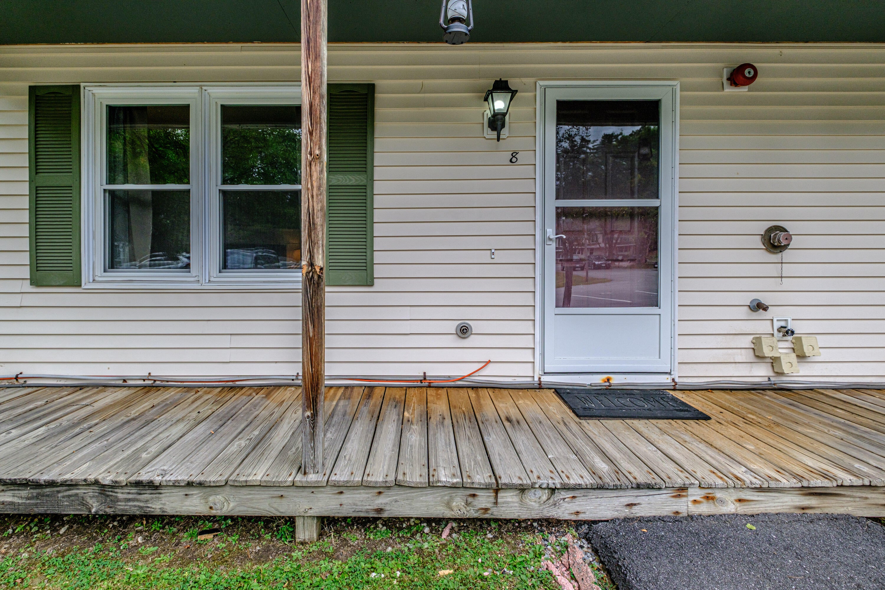 8 Pine Hill Drive 8