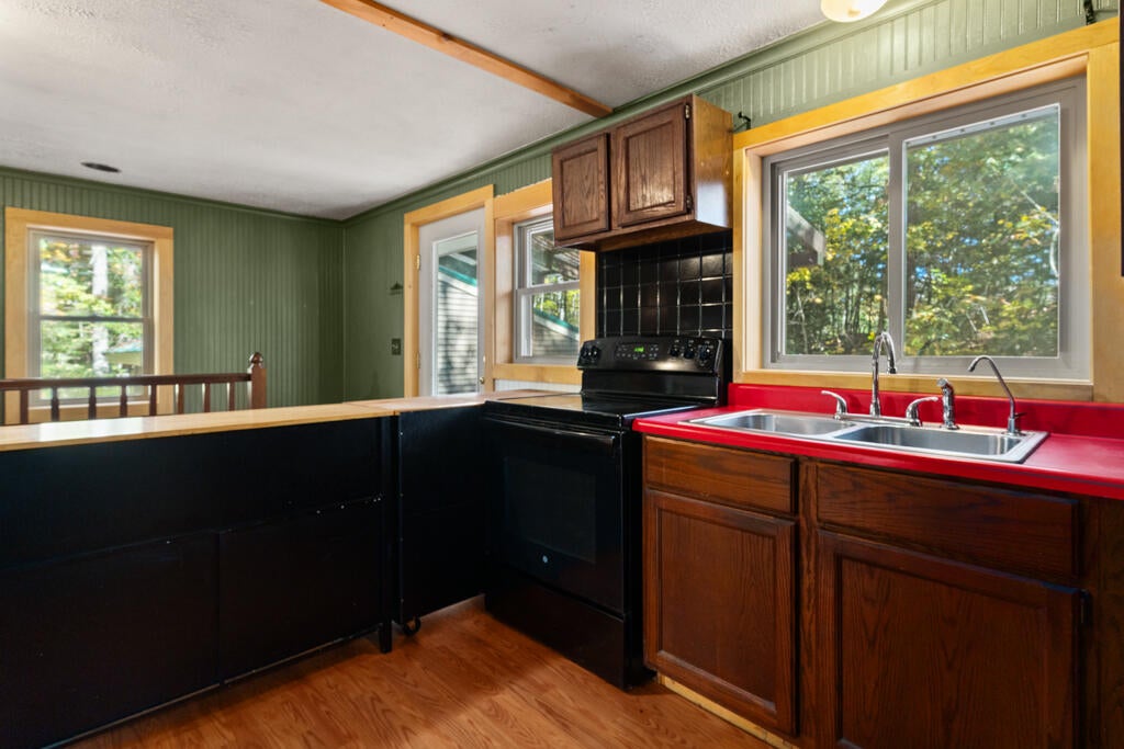 424 River Road
