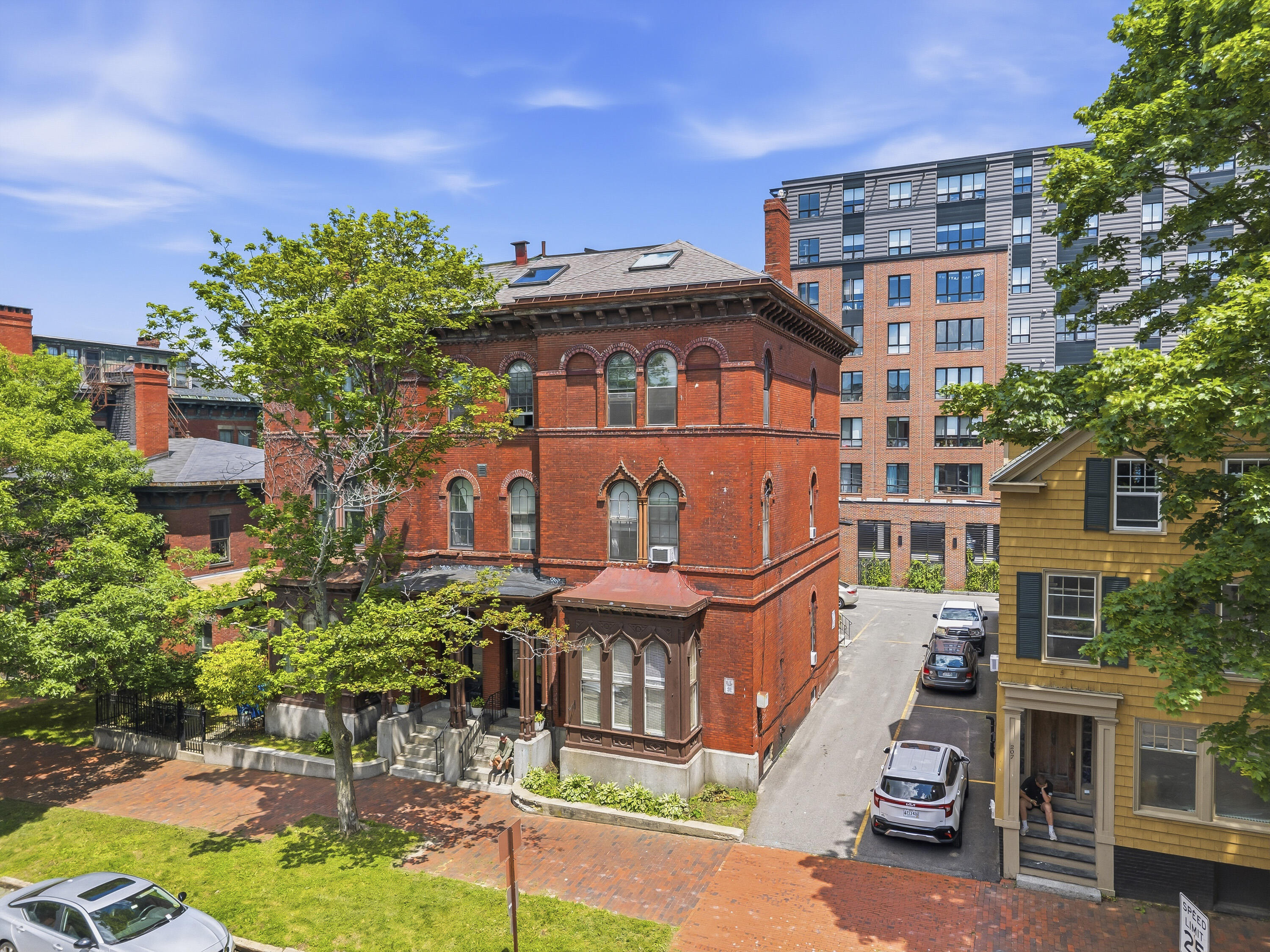 209-211 State Street
