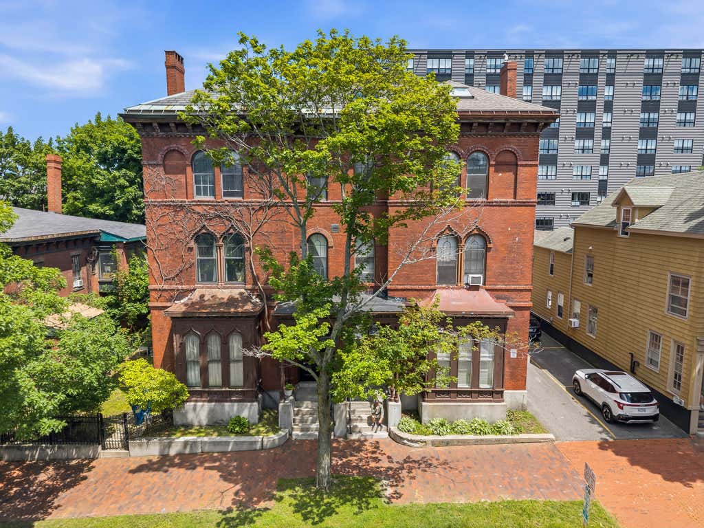 Photo of 209-211 State Street, Portland, ME 04101 (MLS # 1669170)