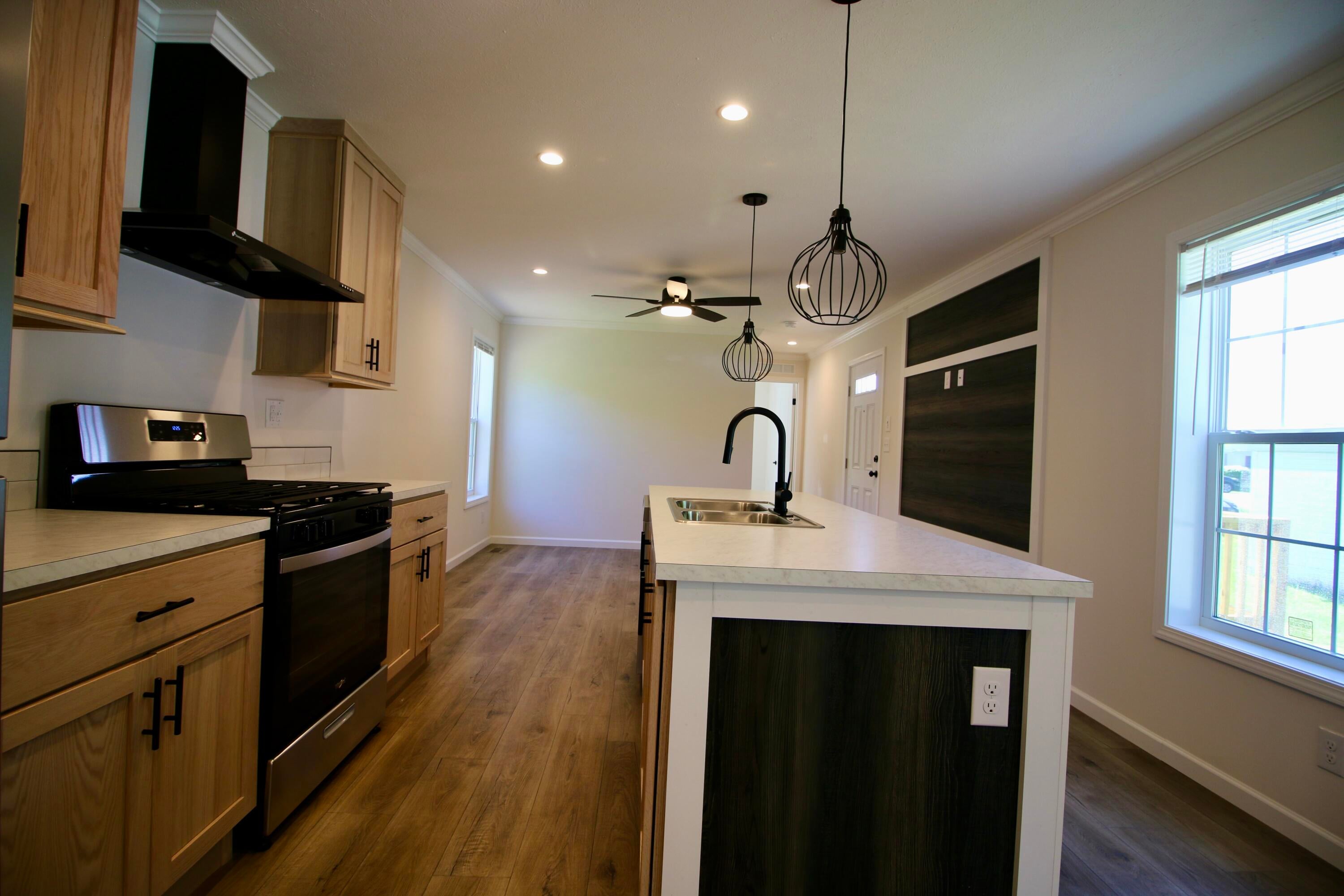 12 Sunrise Hill