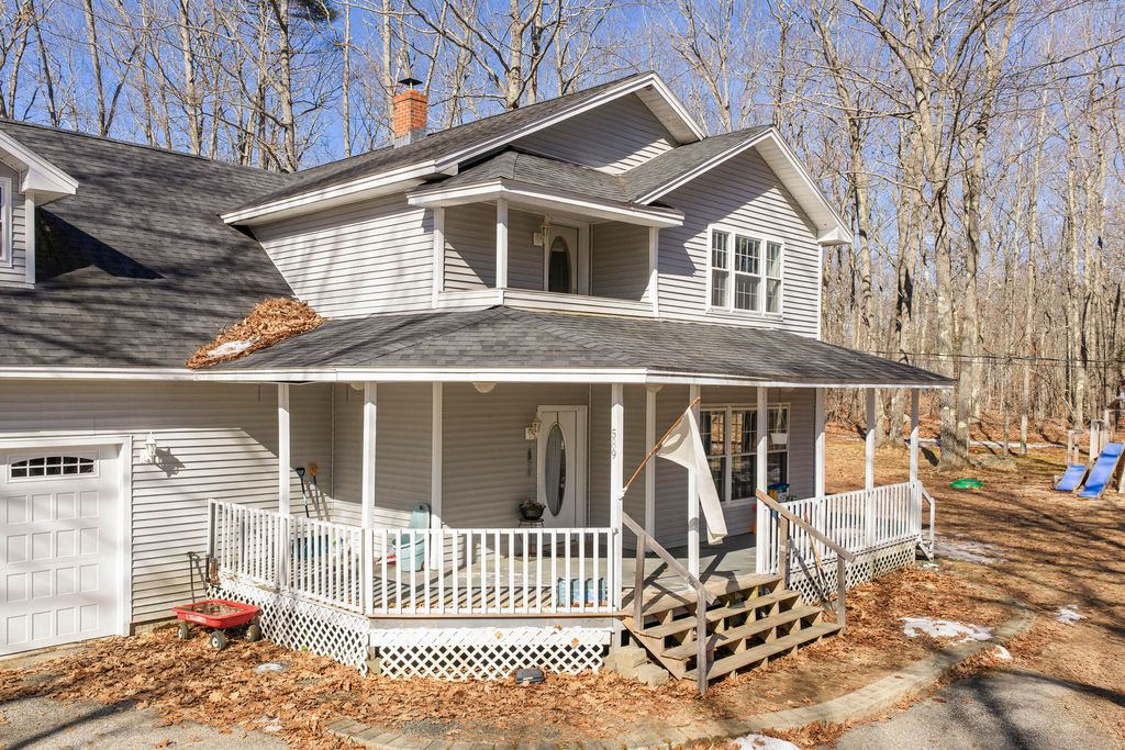 Photo of 589 King Street, Oxford, ME 04270 (MLS # 1654745)