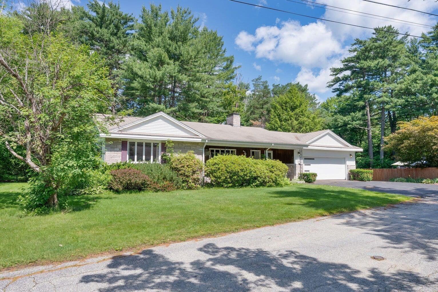 52 Robinson Gardens
