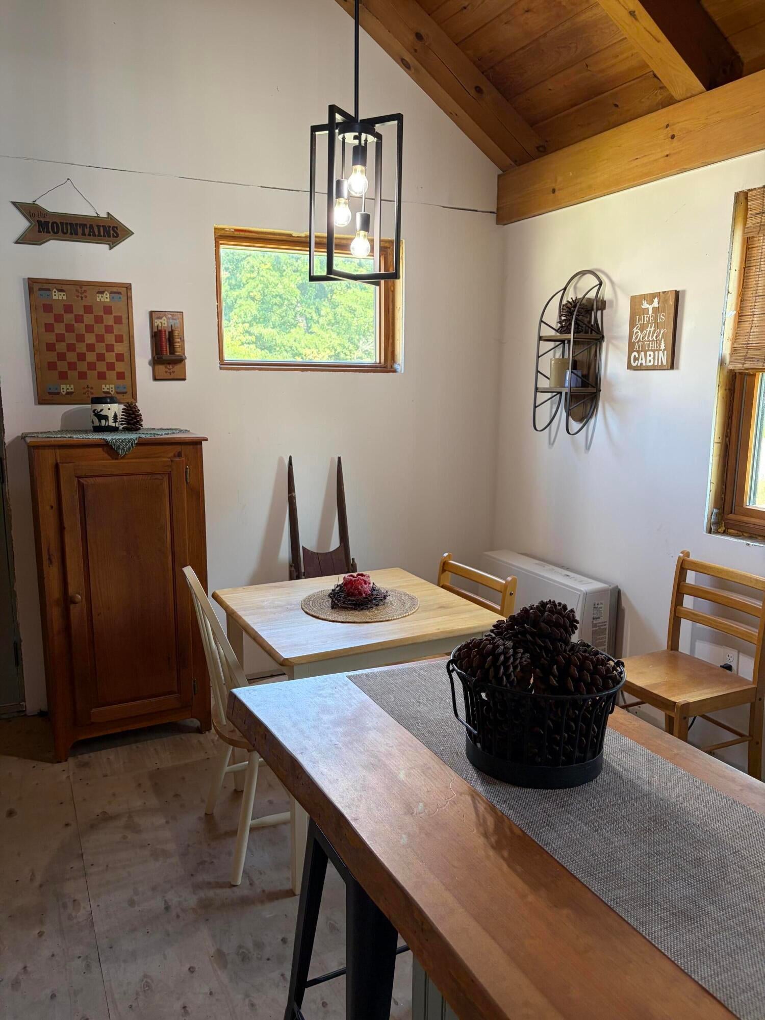 134 W Bethel Road