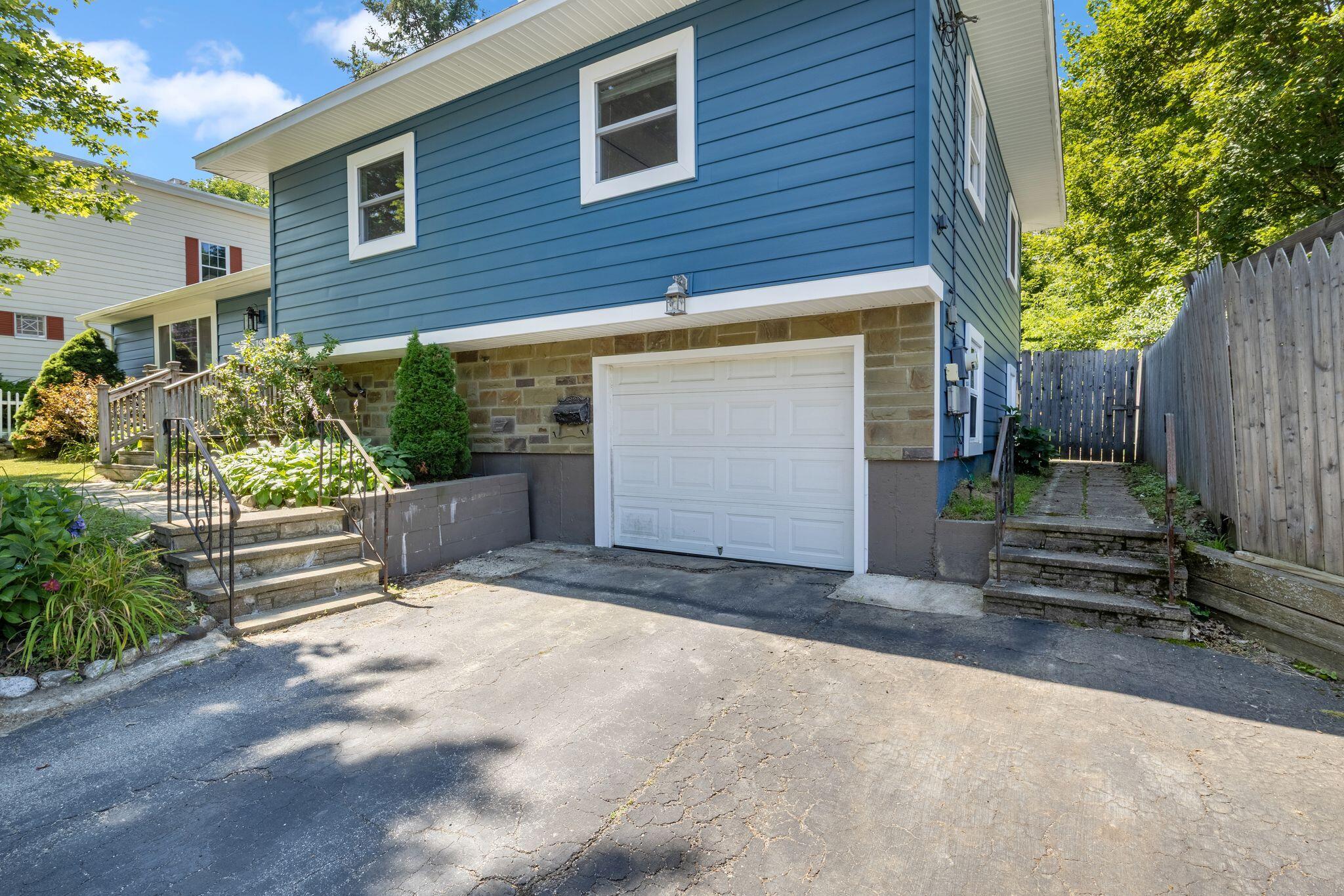 189 Third Street