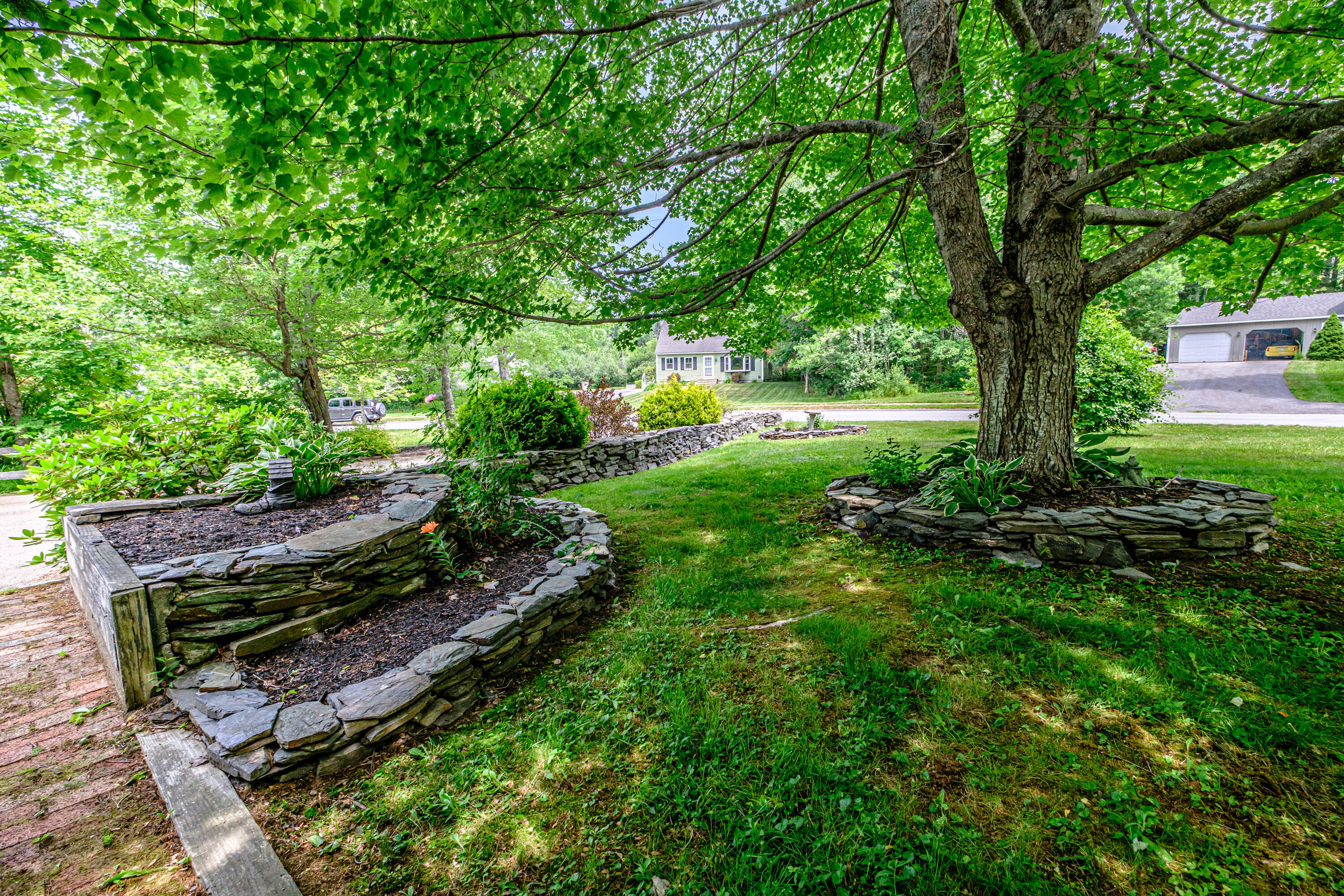 60 Rainbow Farm Road